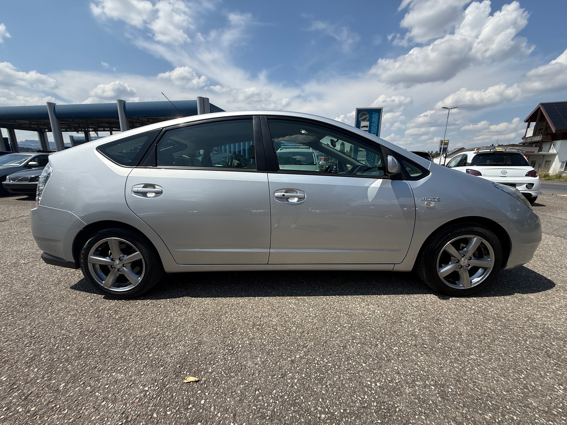 TOYOTA Prius 1.5 16V Hybrid Limited-image-3