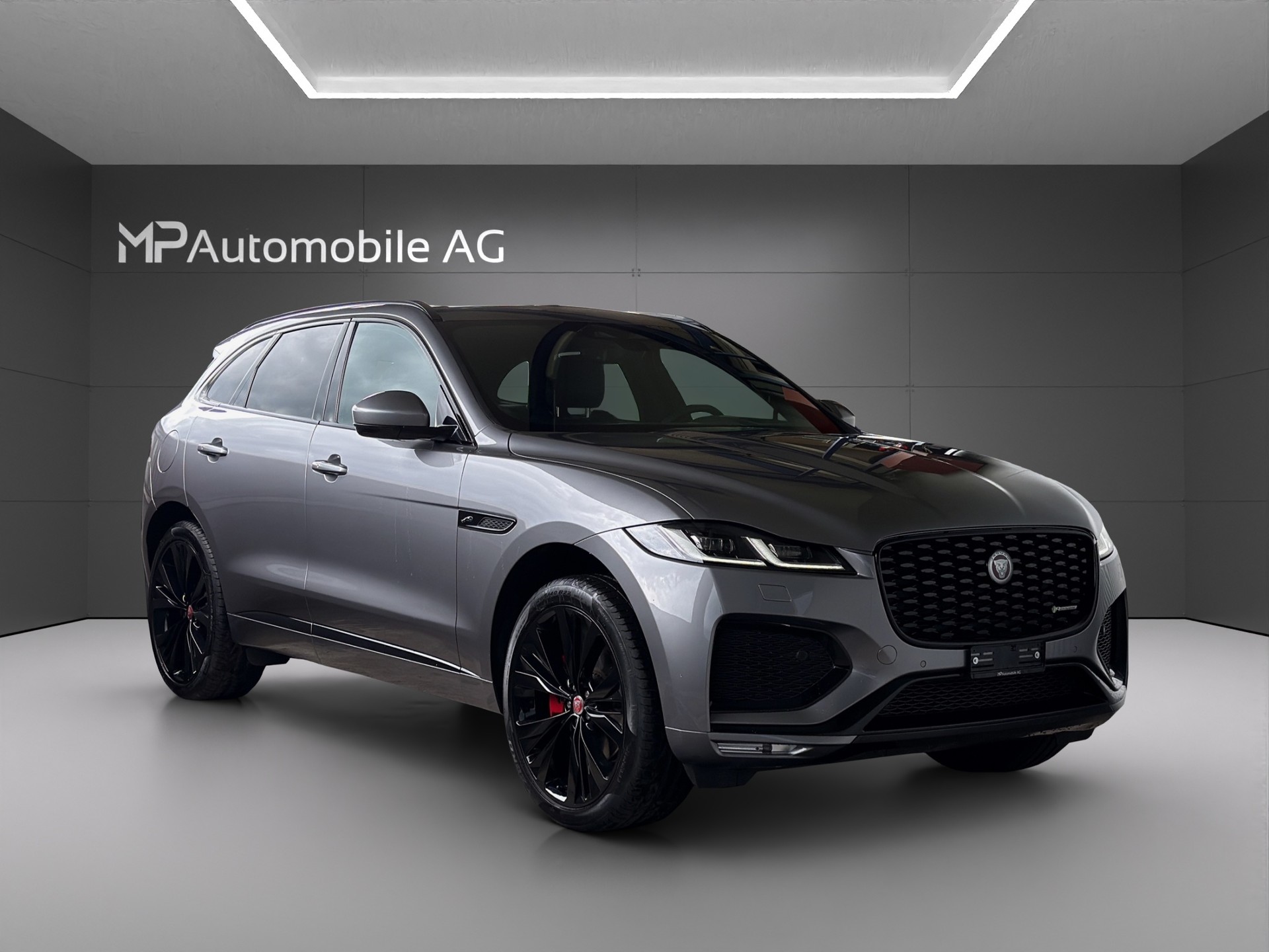 JAGUAR F-Pace 2.0 P250 R-Dynamic HSE AWD-image-2