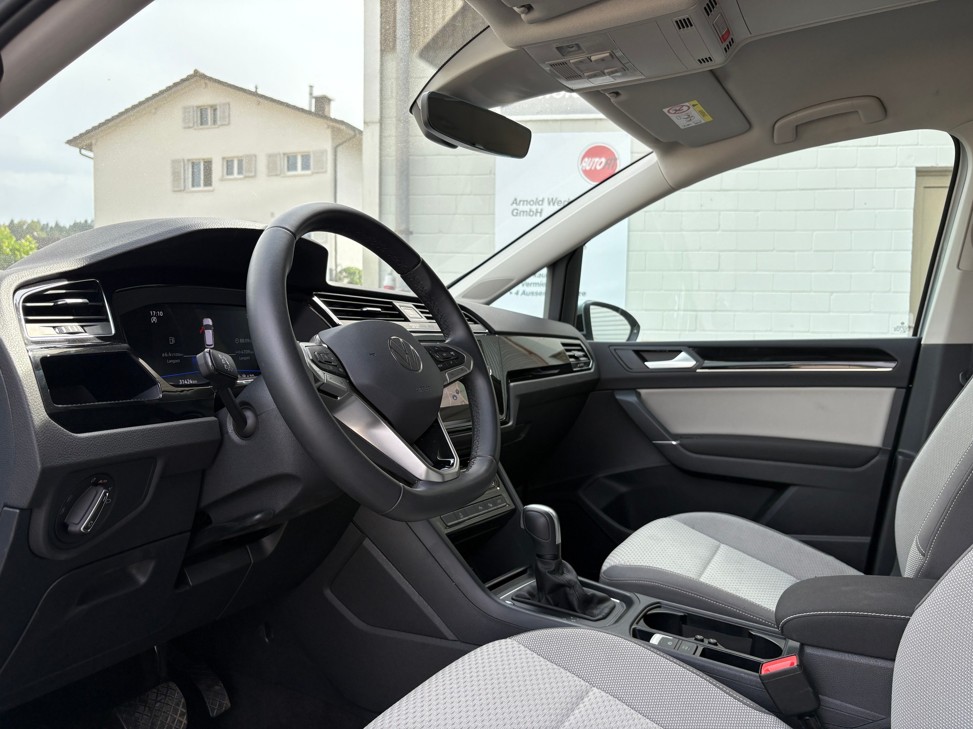 VW Touran 1.5 TSI EVO Comfortline DSG-image-8