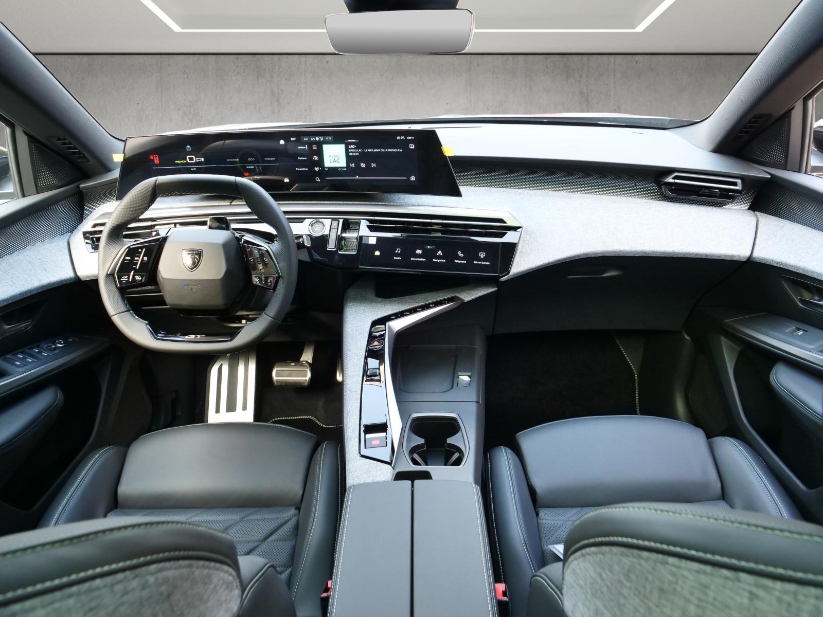 PEUGEOT 5008 e-GT 4x4 Exclusive-image-11