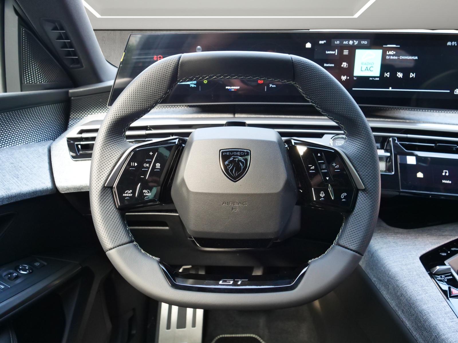 PEUGEOT 5008 e-GT 4x4 Exclusive-image-7