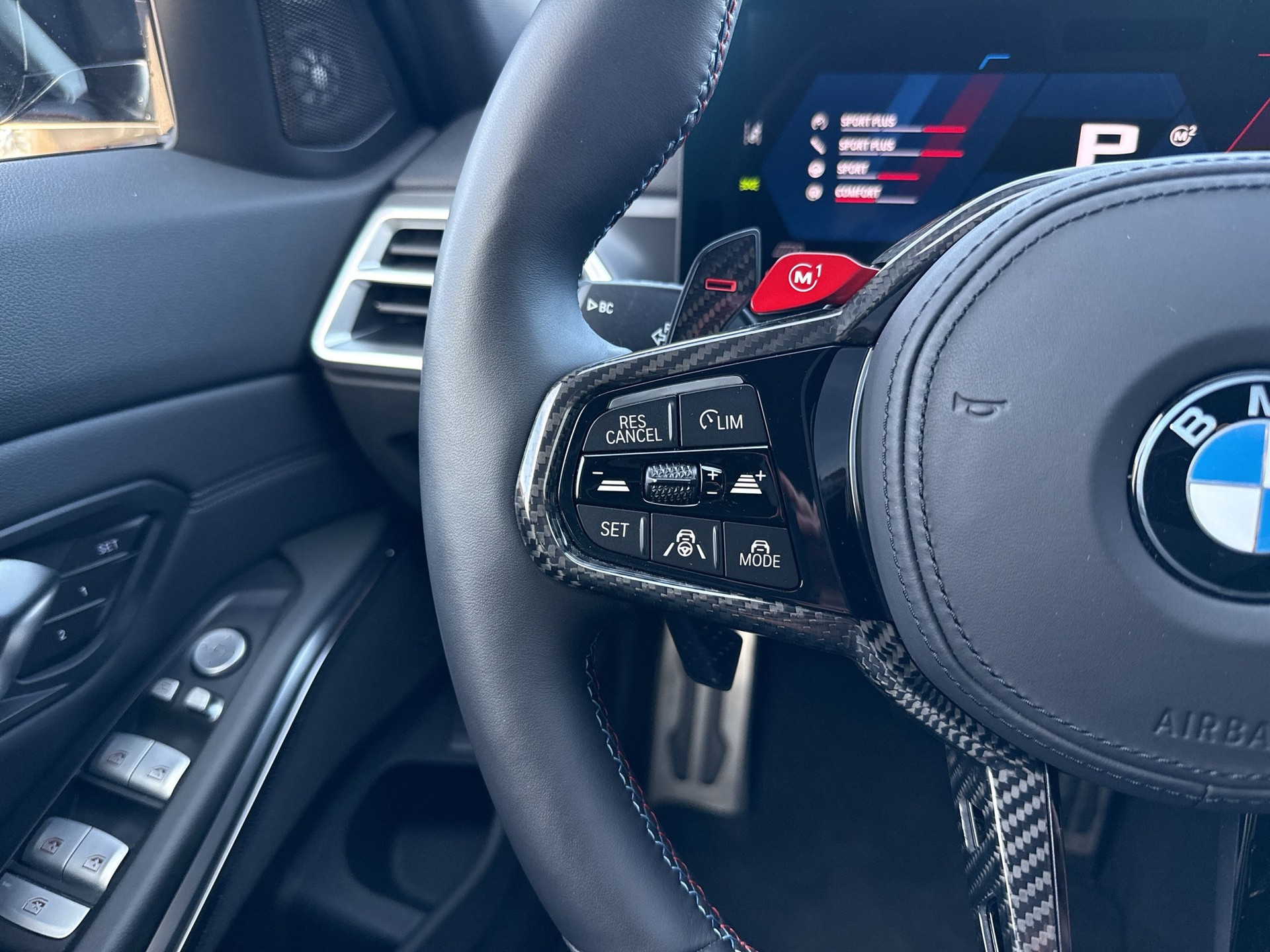 BMW M3 Competition M xDrive-image-14
