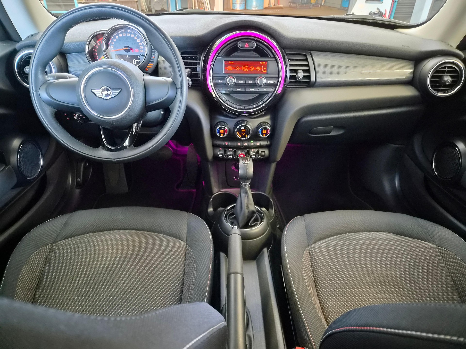 MINI F56 1.5i Cooper-image-8
