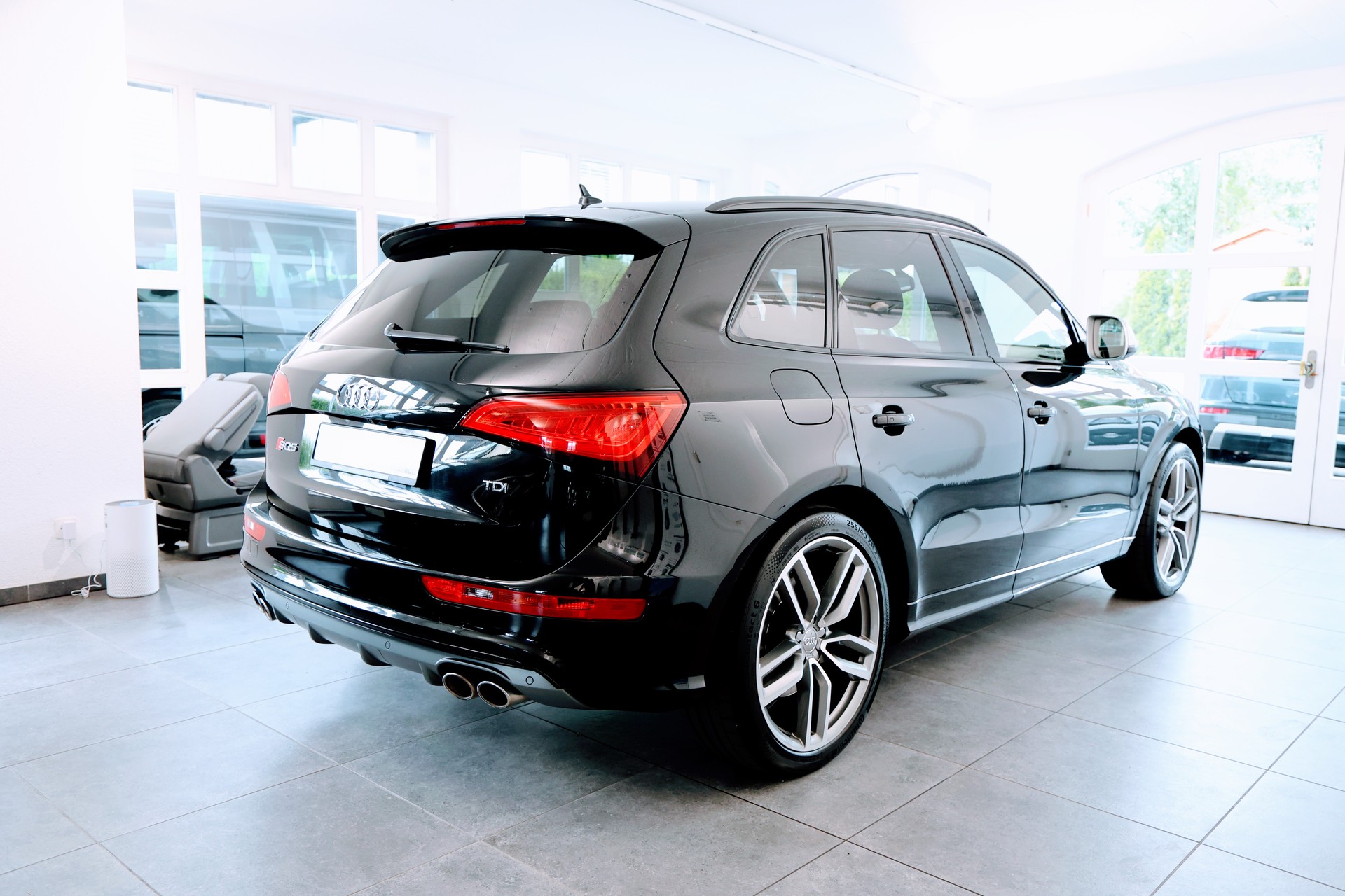 AUDI SQ5 3.0 TDI quattro tiptronic-image-6