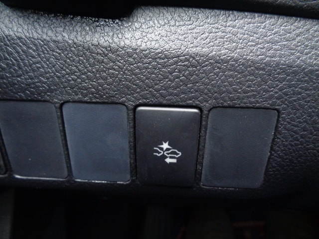 TOYOTA Auris Touring Sports 1.8 HSD Style e-CVT-image-10