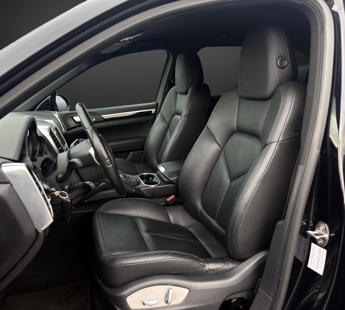 PORSCHE Cayenne Tiptronic-image-6