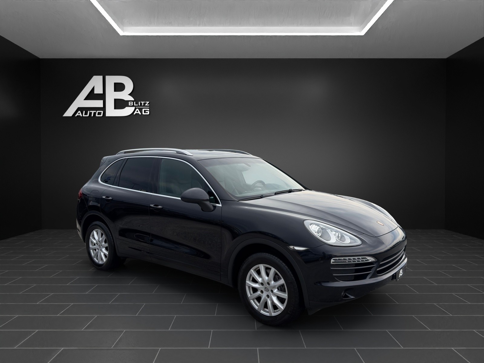 PORSCHE Cayenne Tiptronic-image-5