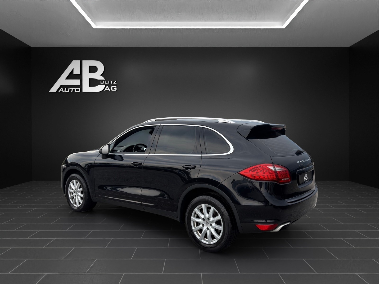 PORSCHE Cayenne Tiptronic-image-2