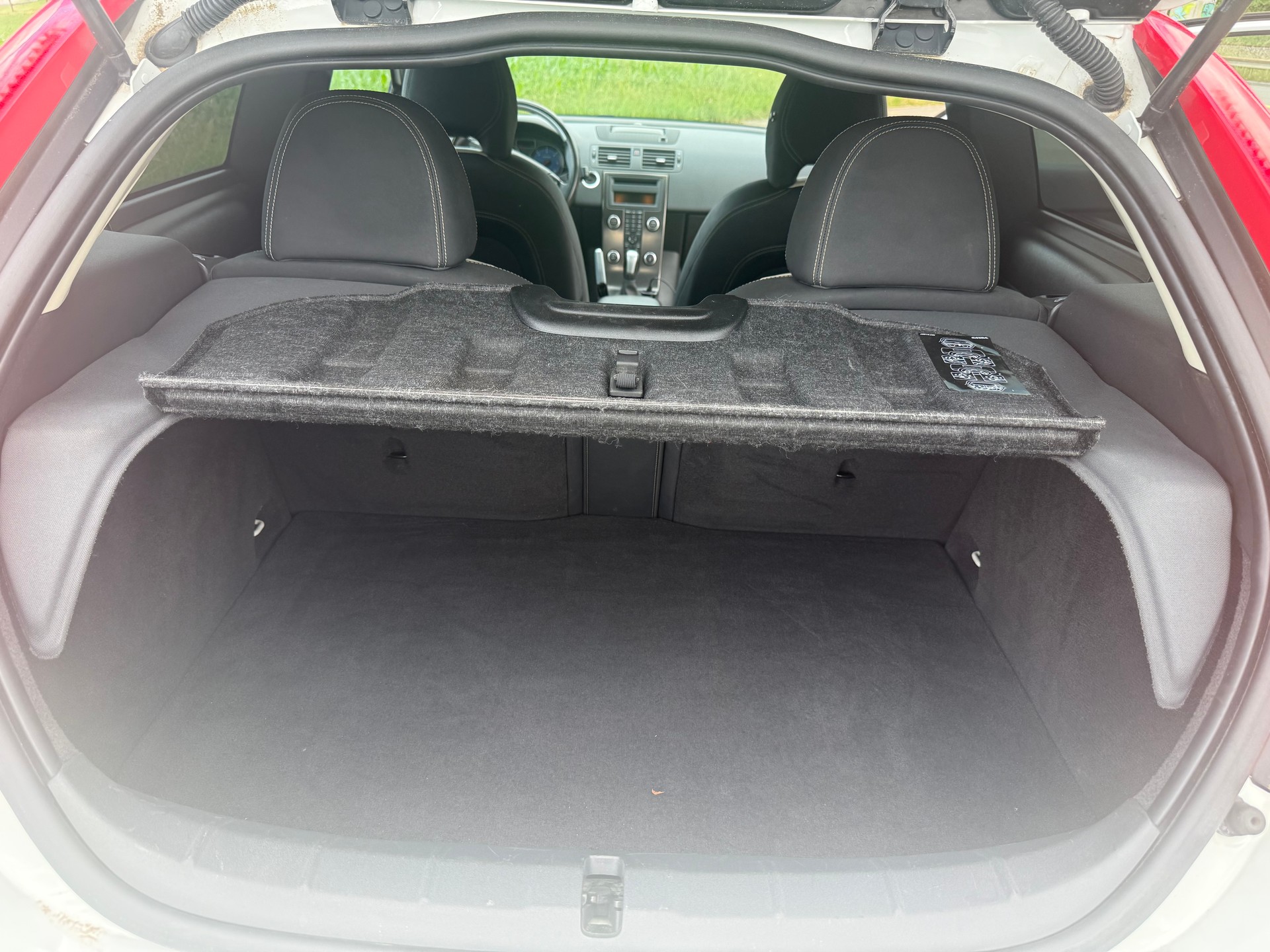 VOLVO C30 D3 R-Design-image-10