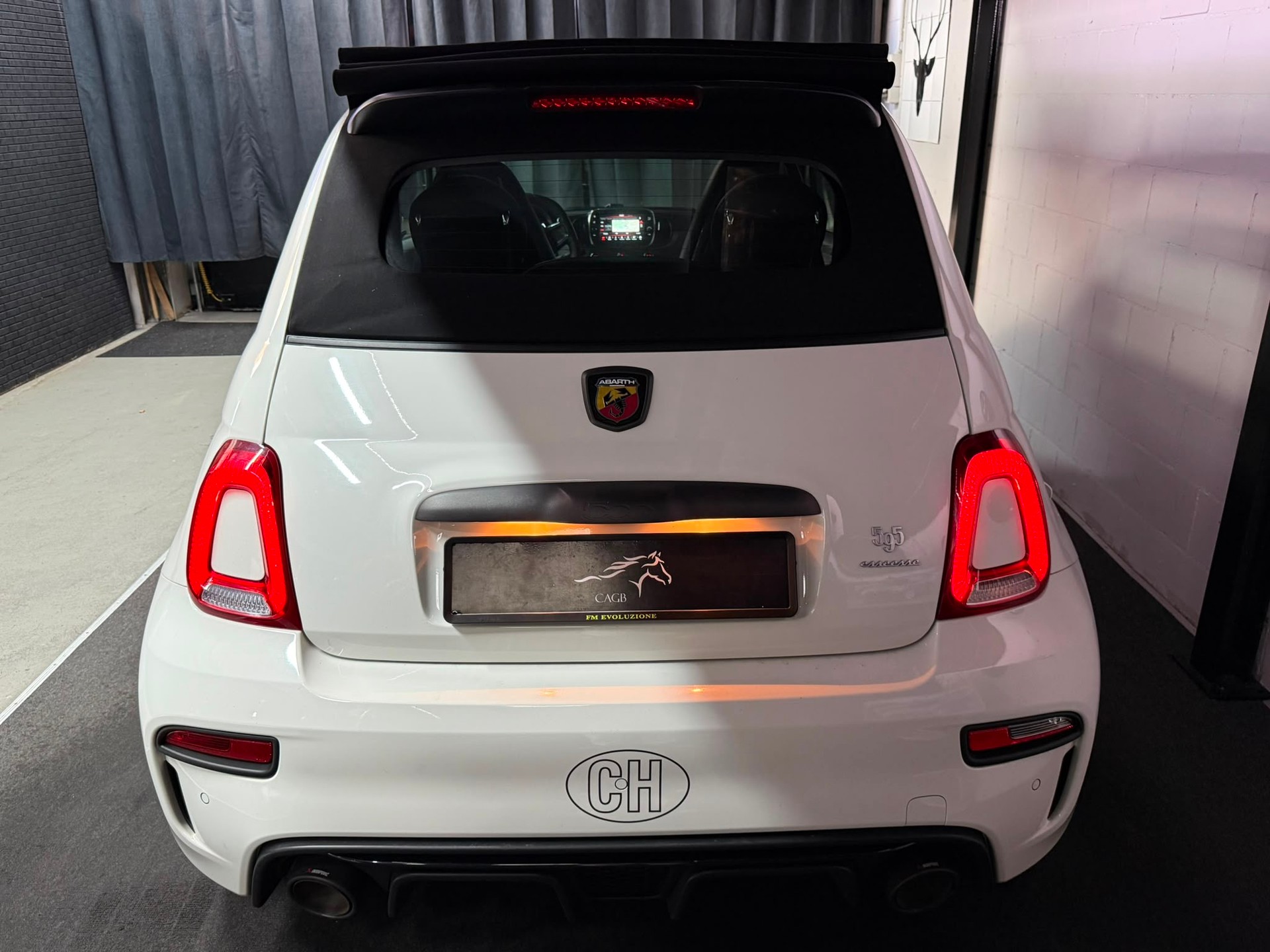 FIAT 595 1.4 16V Turbo Abarth Comp 70° Anniv. Duologic / Akrapovic / Carbon ..-showroom-element-3