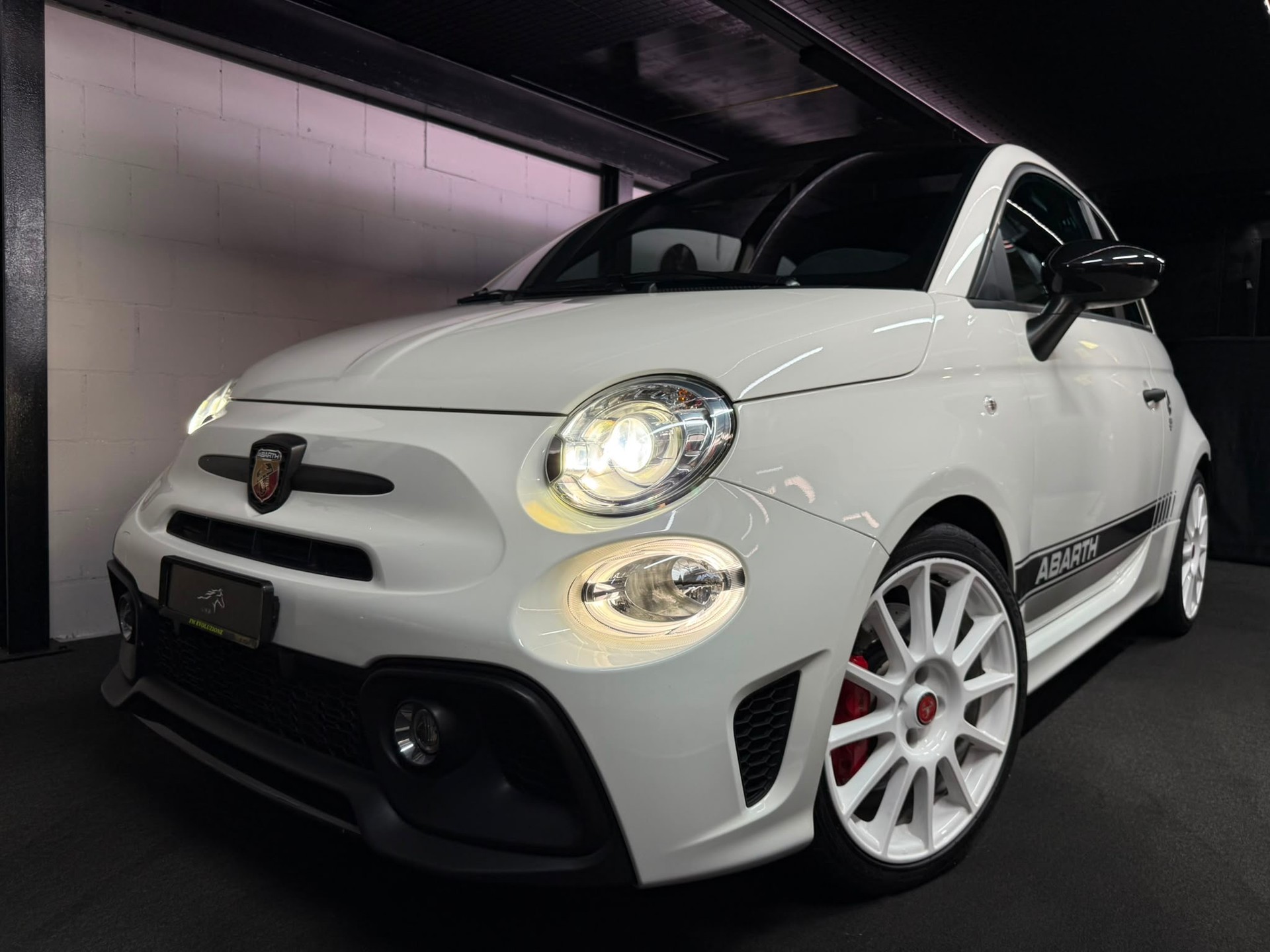 FIAT 595 1.4 16V Turbo Abarth Comp 70° Anniv. Duologic / Akrapovic / Carbon ..