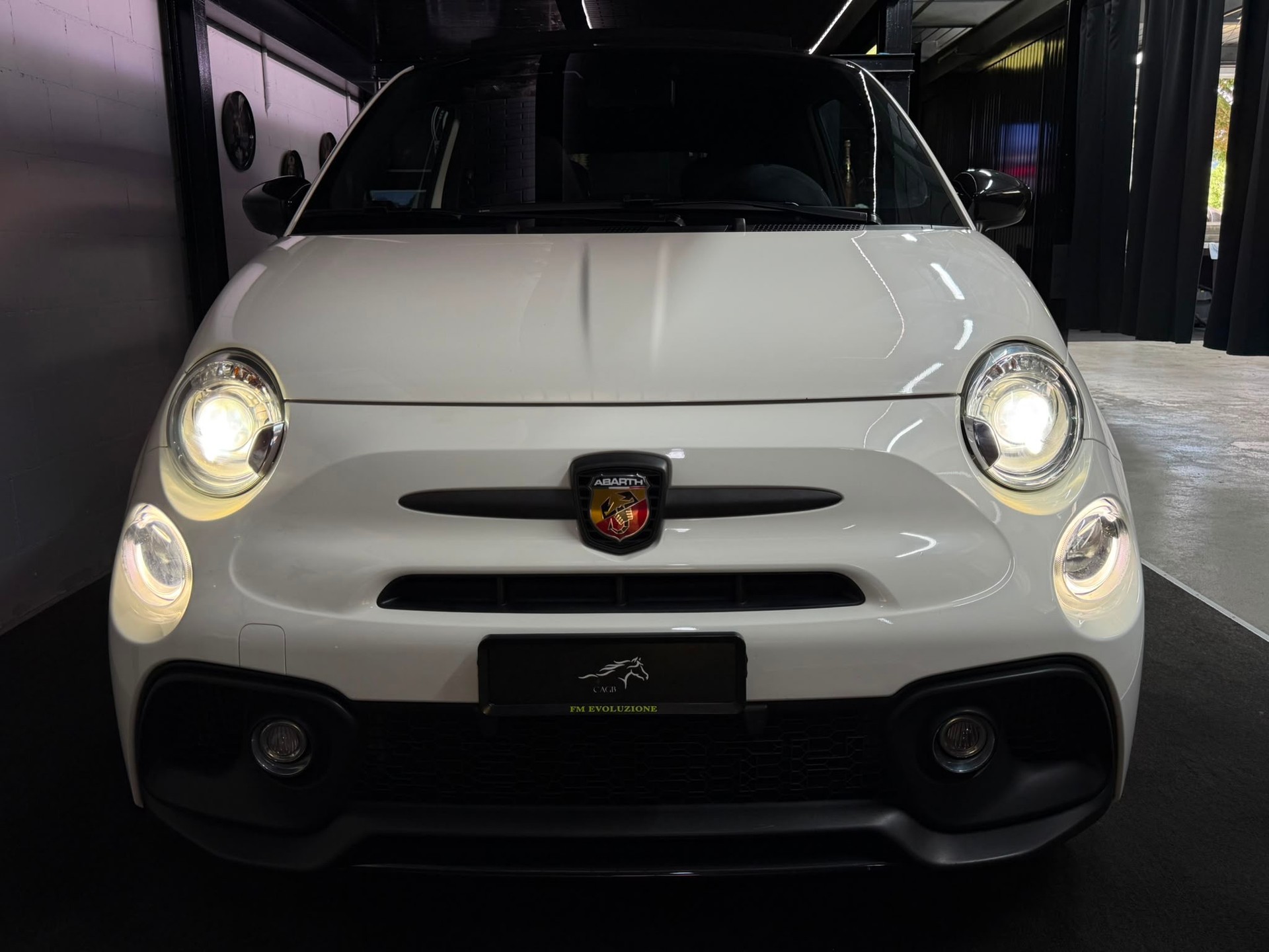 FIAT 595 1.4 16V Turbo Abarth Comp 70° Anniv. Duologic / Akrapovic / Carbon ..-image-4