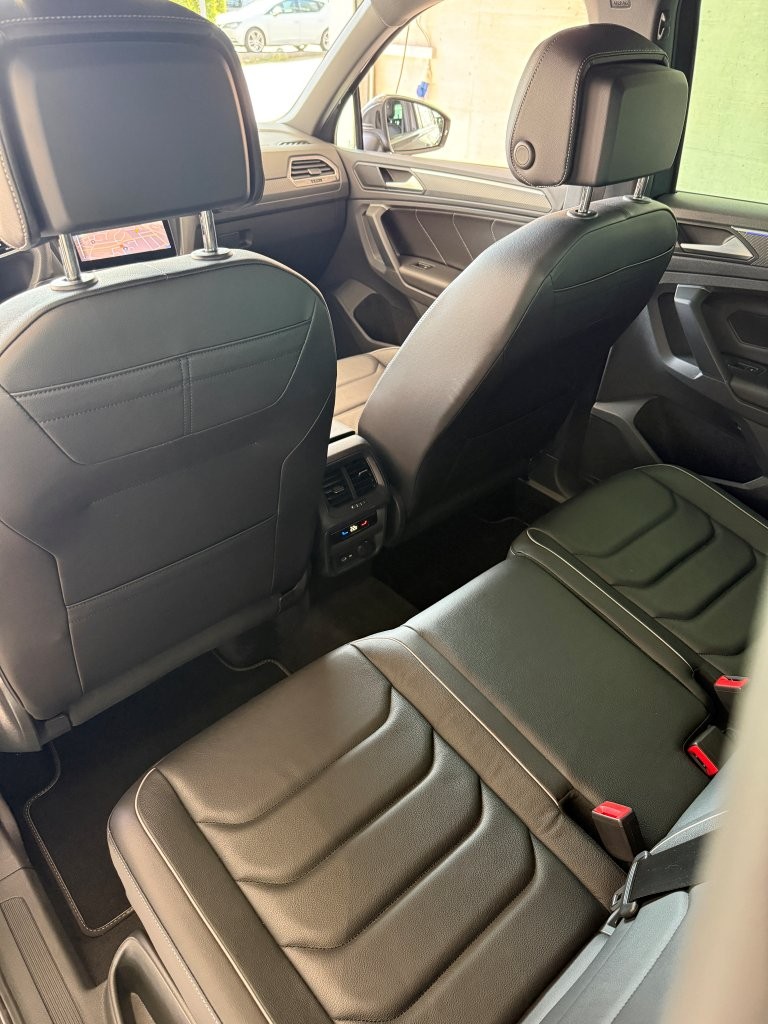 VW Tiguan 2.0TSI R-Line 4Motion DSG-image-5