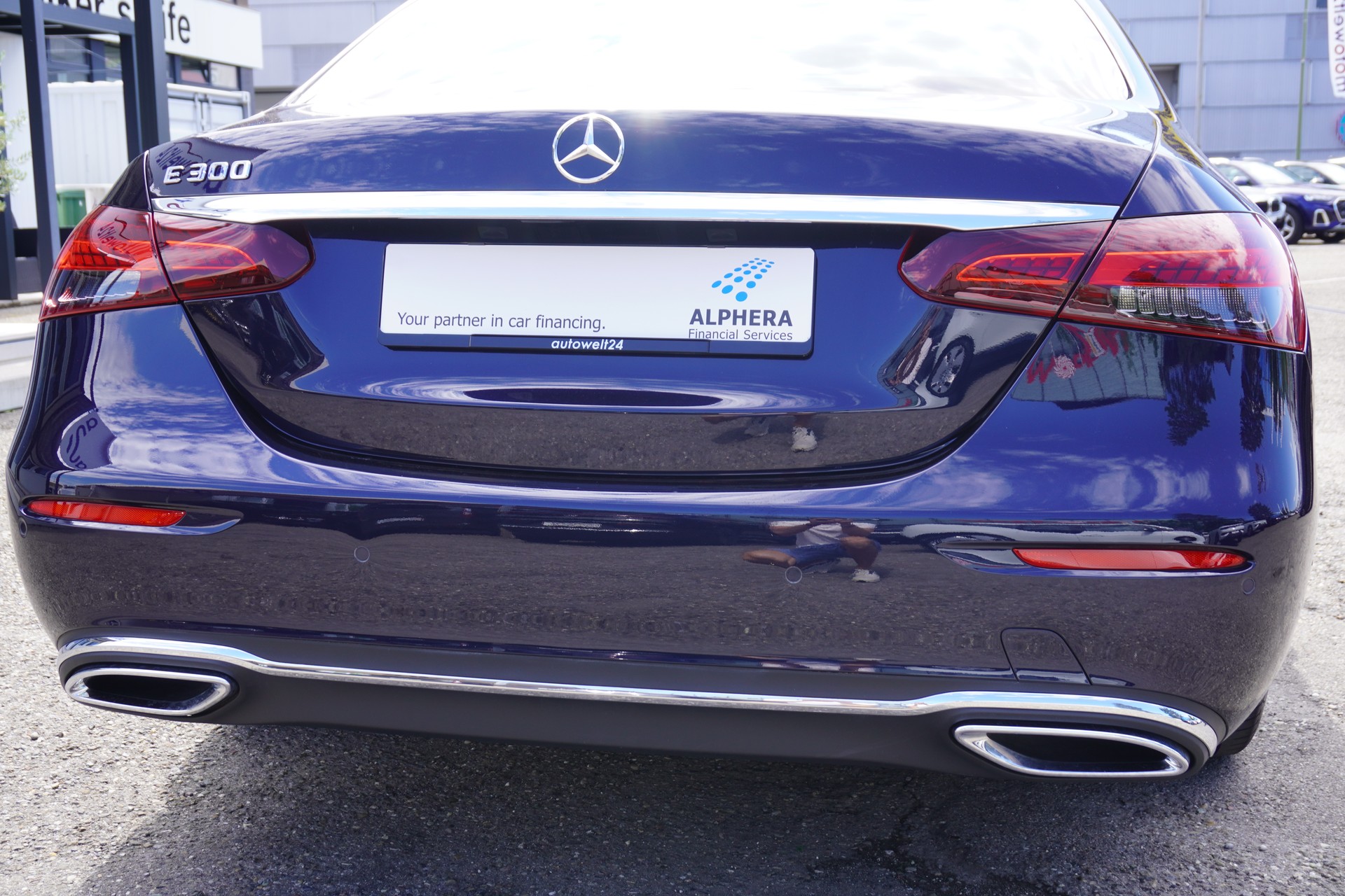 MERCEDES-BENZ E 300 Avantgarde 9G-Tronic-image-44