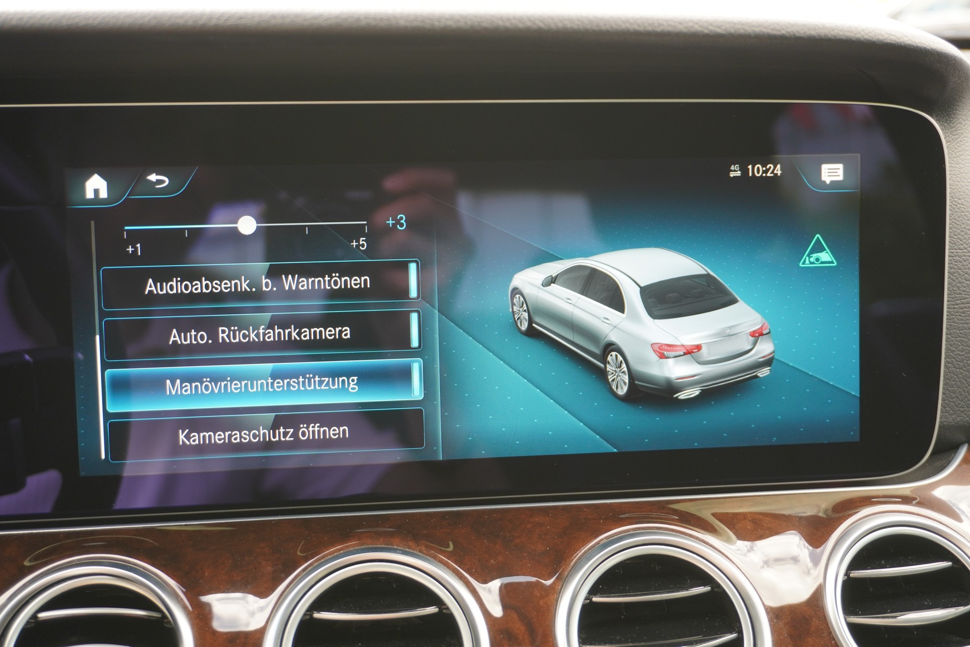 MERCEDES-BENZ E 300 Avantgarde 9G-Tronic-image-27