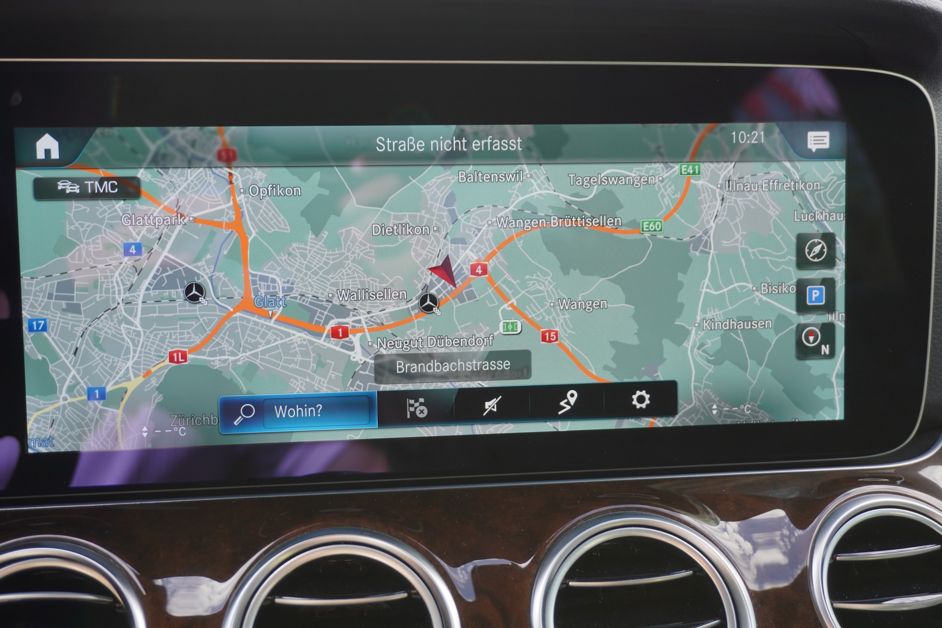 MERCEDES-BENZ E 300 Avantgarde 9G-Tronic-image-22