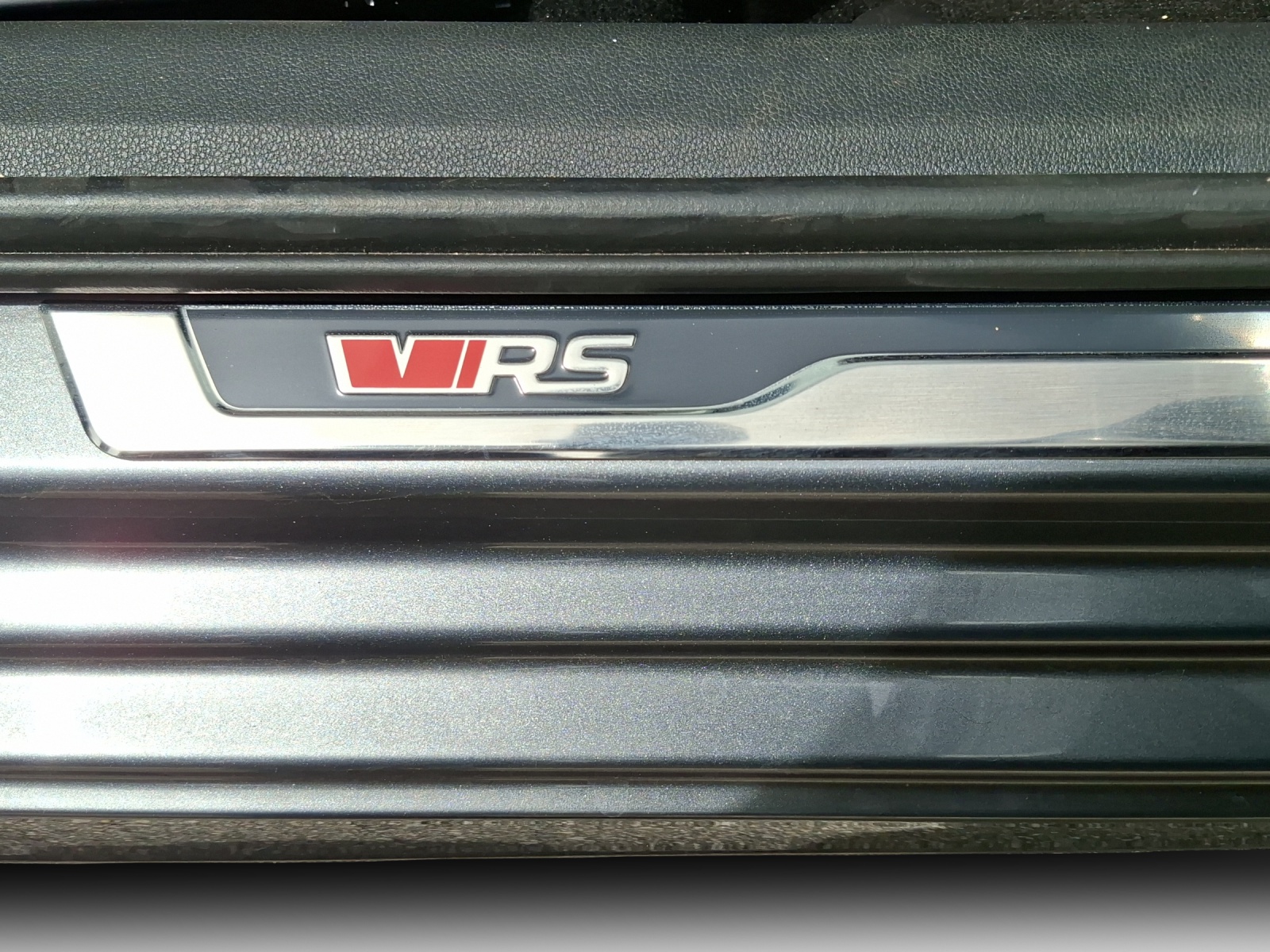 SKODA Octavia Combi 2.0 TSI DSG RS-image-15