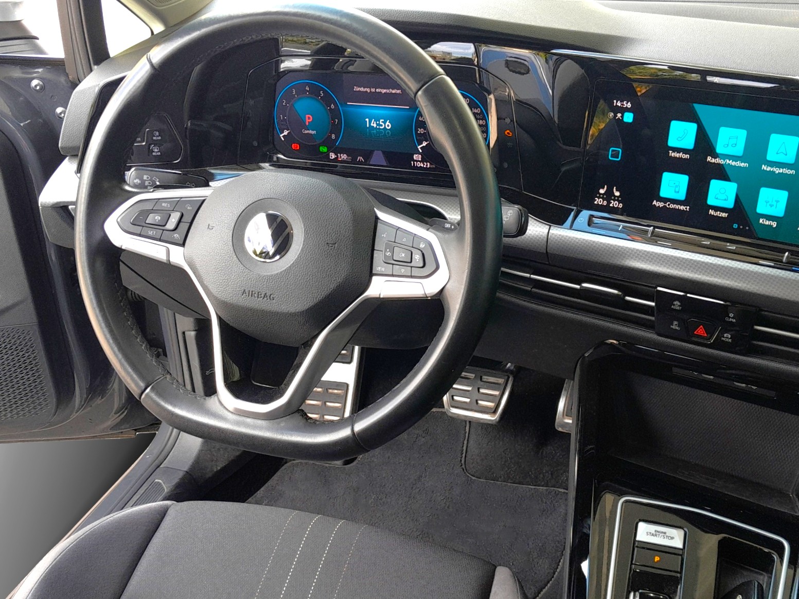 VW Golf Variant 2.0 TSI R-Line DSG 4Motion-image-8