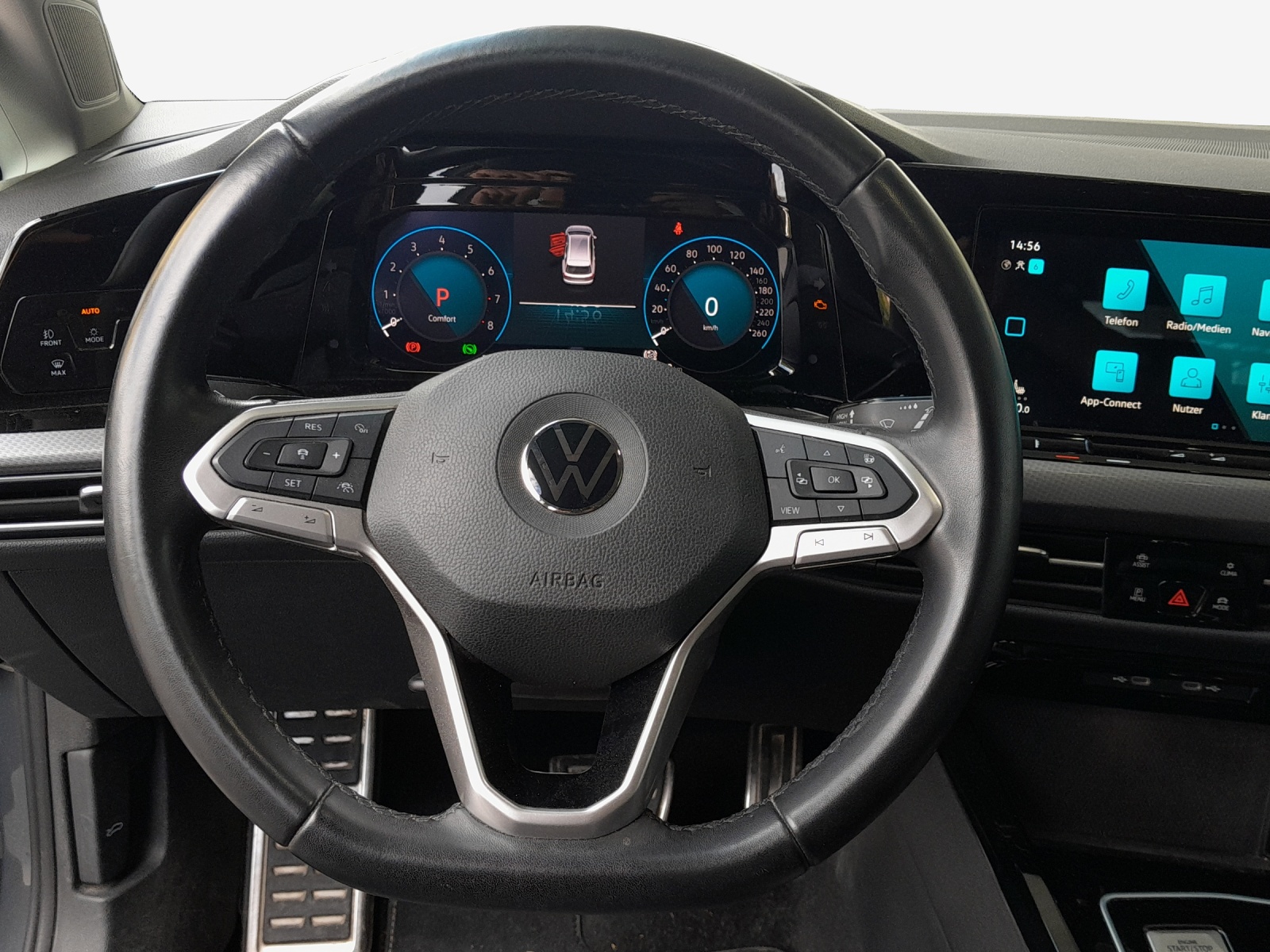 VW Golf Variant 2.0 TSI R-Line DSG 4Motion-image-9