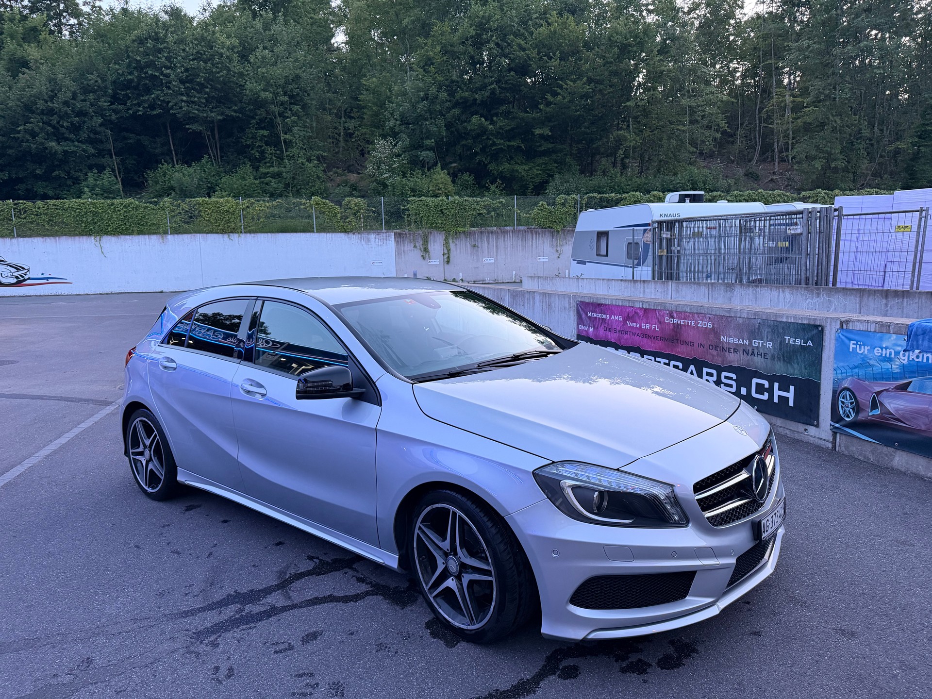 MERCEDES-BENZ A 200 AMG Line-image-2