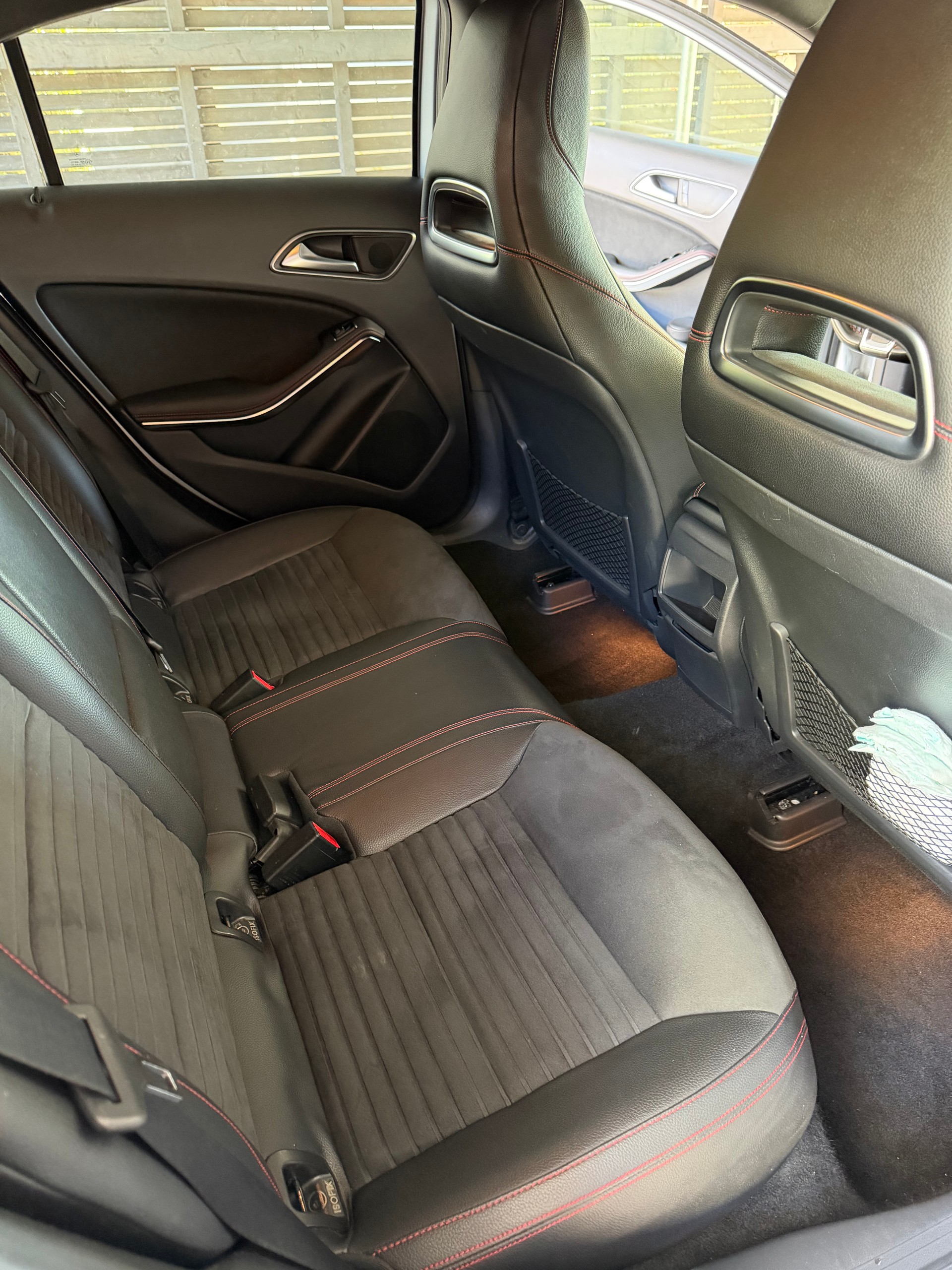 MERCEDES-BENZ A 200 AMG Line-image-5
