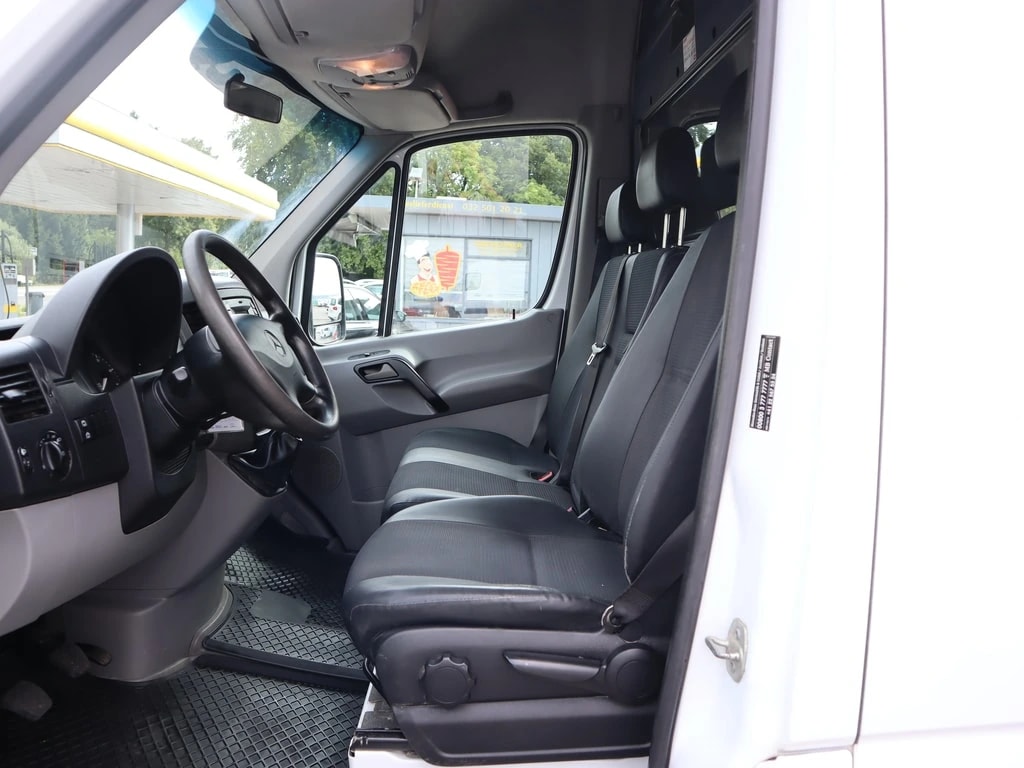 MERCEDES-BENZ Sprinter 316 CDI Lang ** Hochdach **Frisch ab MFK & Service **-image-10