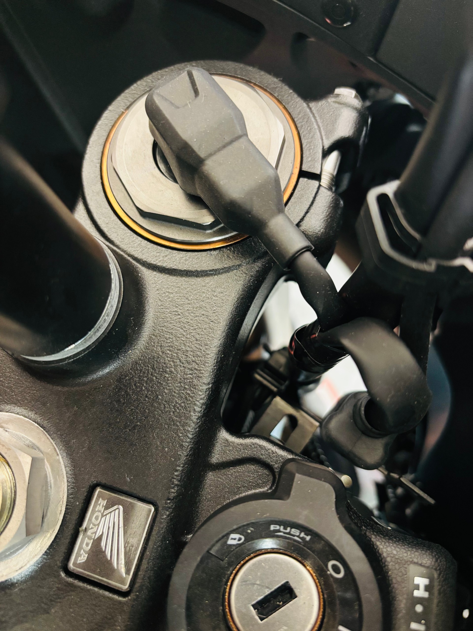 HONDA CRF 1100 DCT Africa Twin Adventure Sports-image-15