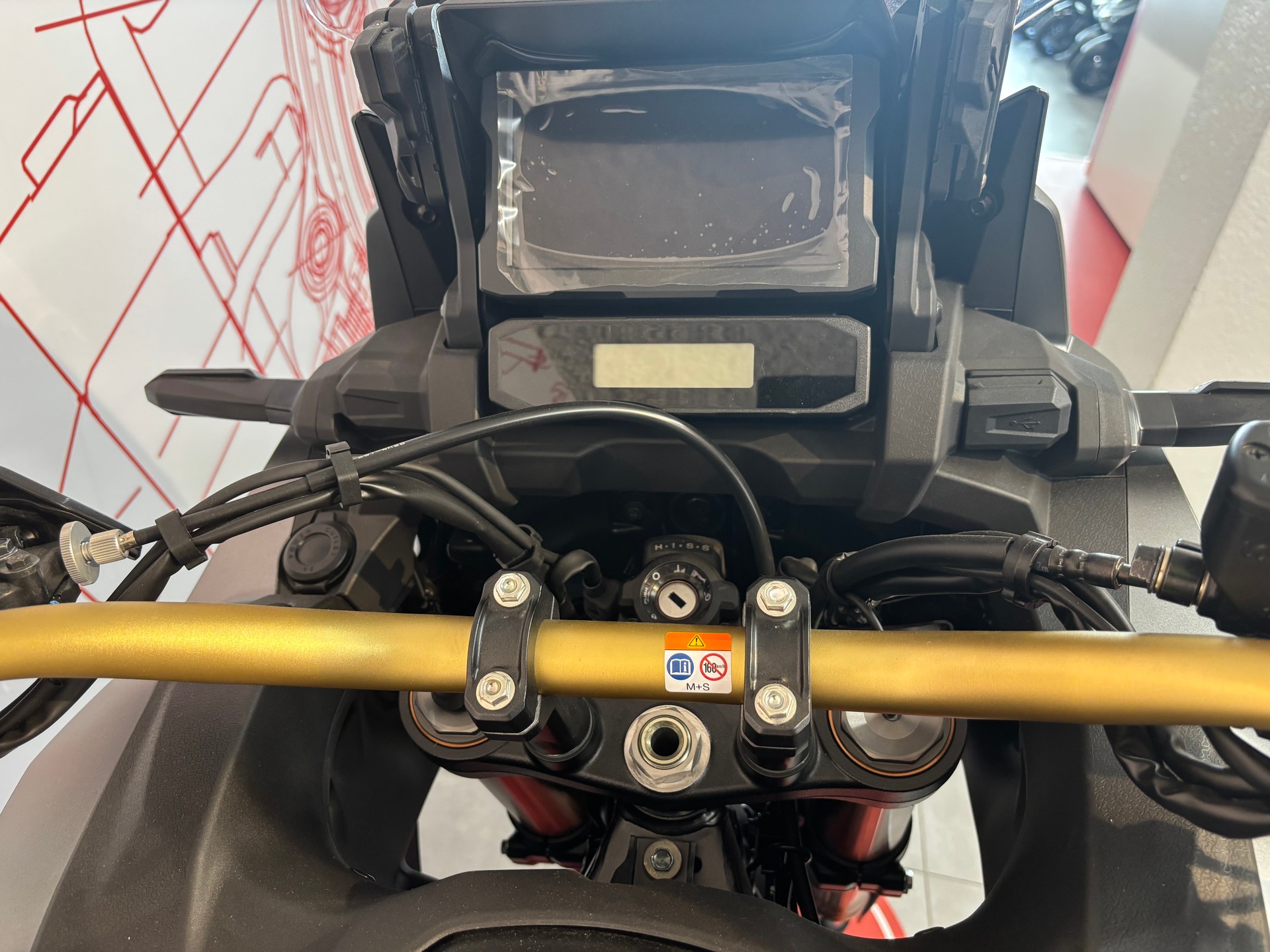 HONDA CRF 1100 DCT Africa Twin Adventure Sports-image-8
