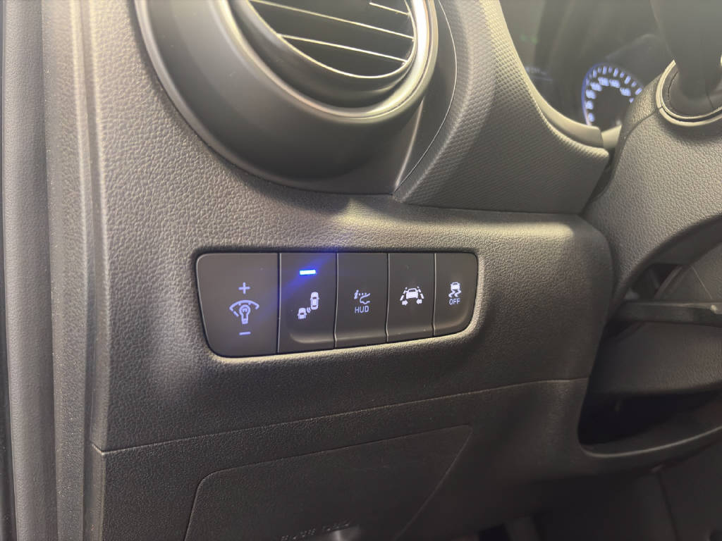 HYUNDAI Kona 1.6 T-GDi Launch 4WD-image-9