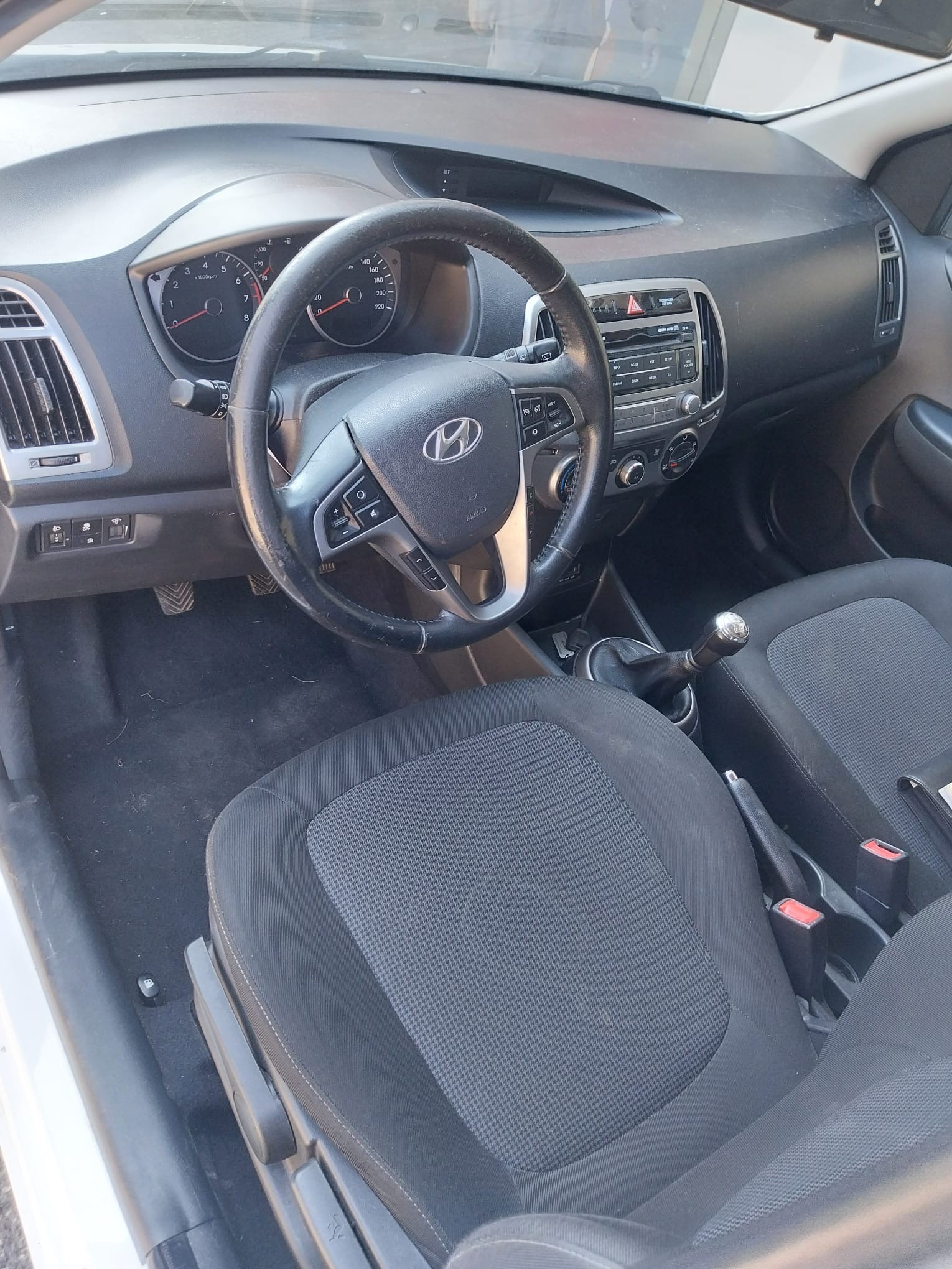 HYUNDAI 1.2 Comfort-image-4