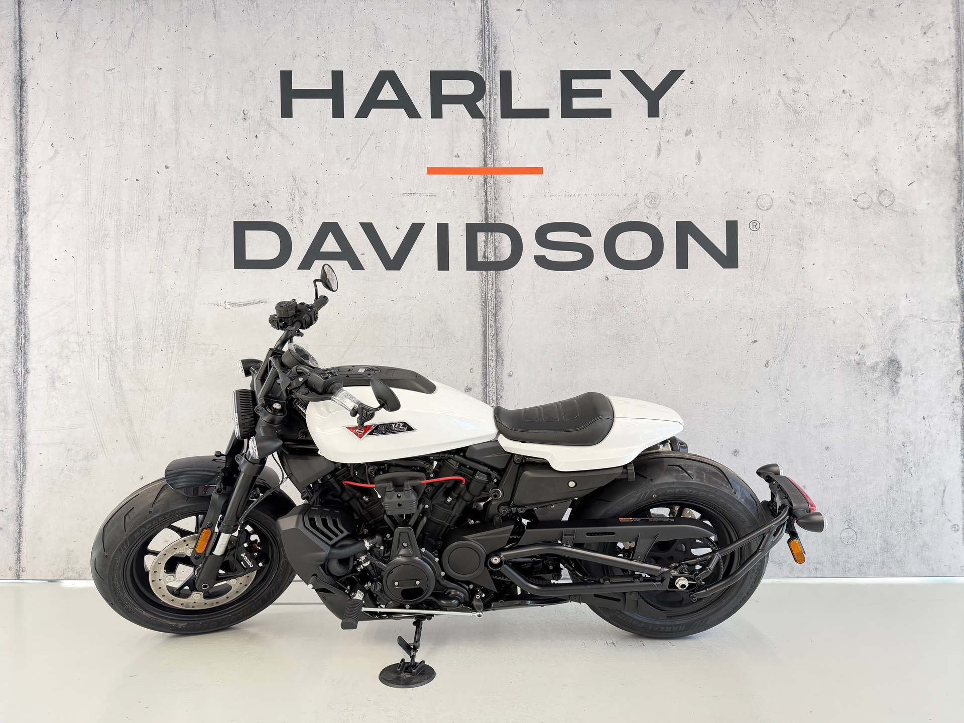 HARLEY-DAVIDSON RH 1250 Sportster S-showroom-element-3