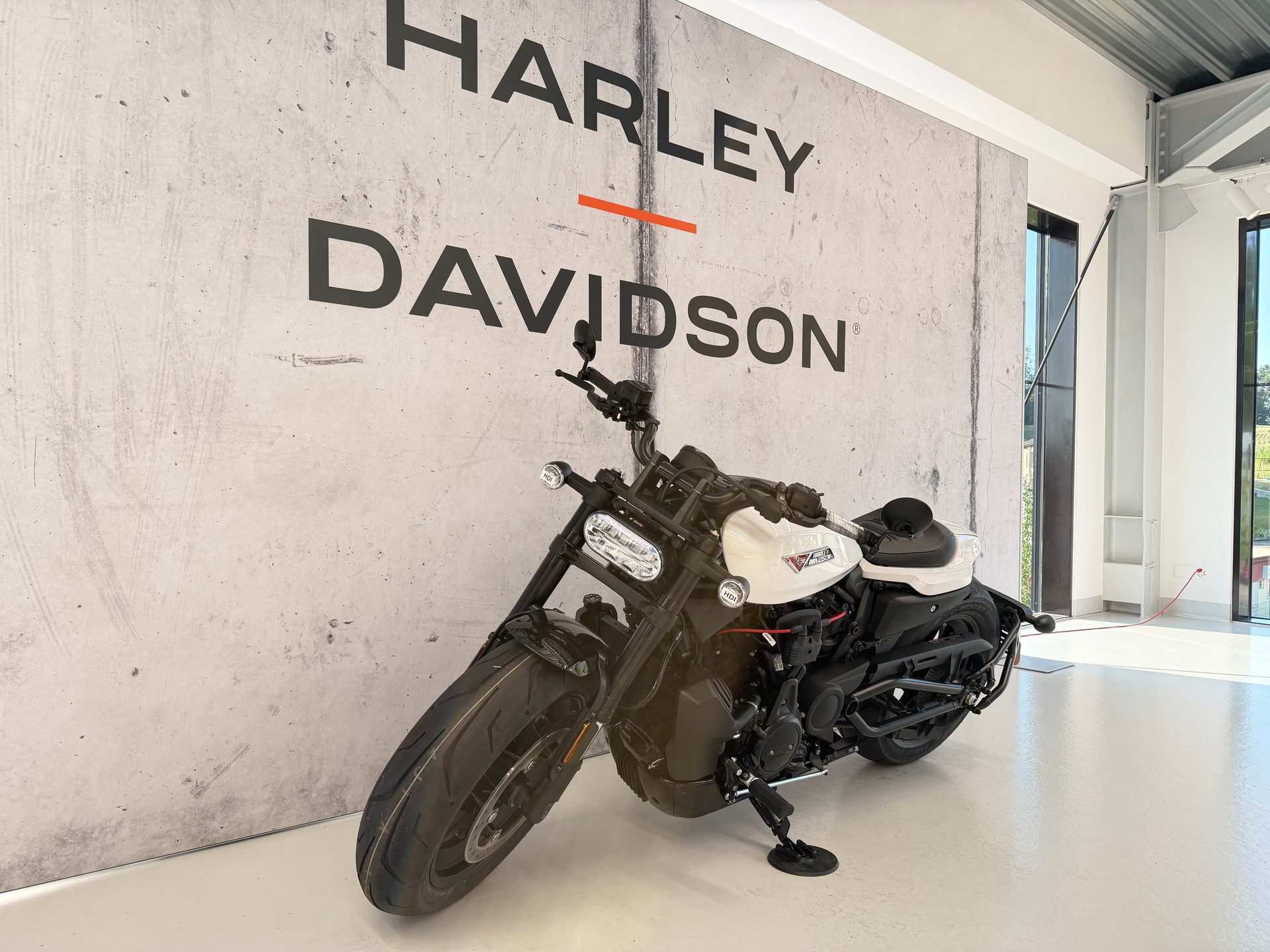 HARLEY-DAVIDSON RH 1250 Sportster S-image-4
