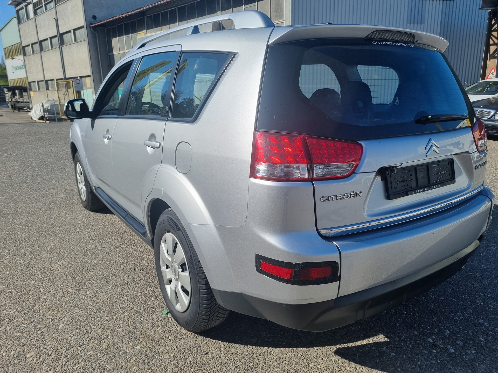 CITROEN C-Crosser 2.4 VTR CVT-image-2