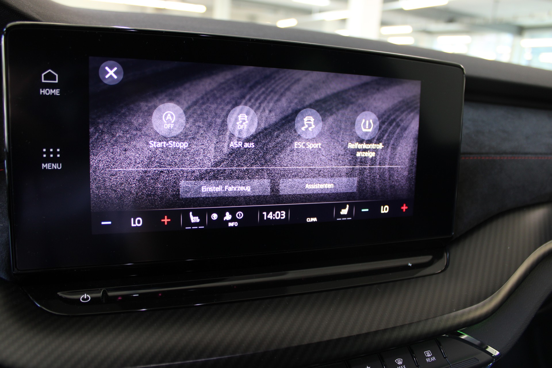 SKODA Octavia 2.0 TSI DSG RS-image-19