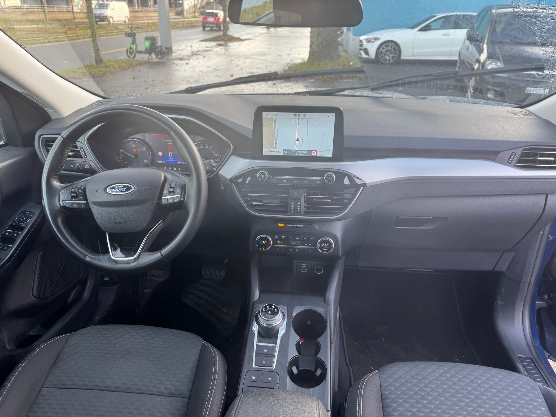 FORD Kuga 2.5 FHEV Titanium 4WD-image-6