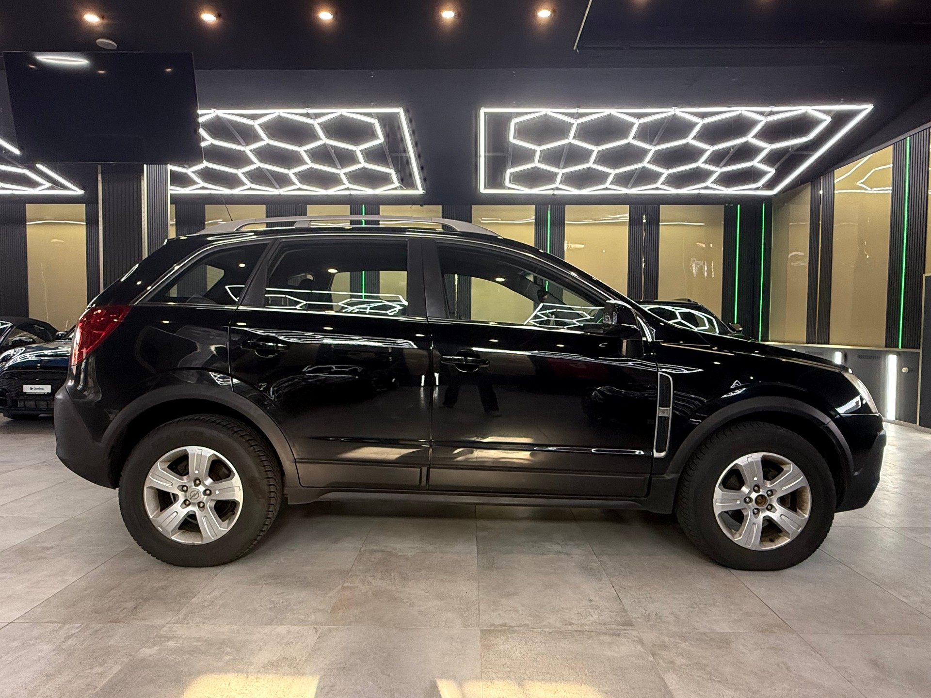 OPEL Antara 2.4 Enjoy 4WD-image-3
