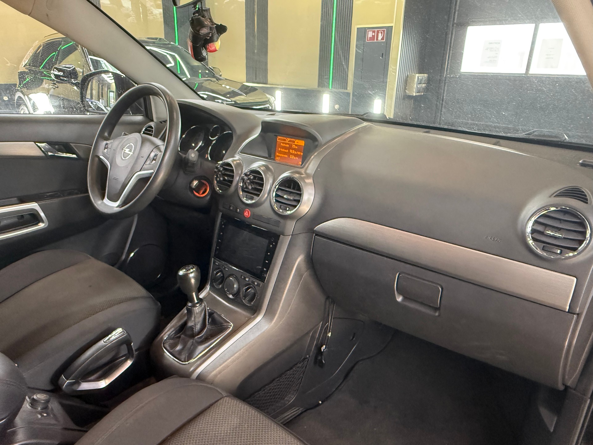 OPEL Antara 2.4 Enjoy 4WD-image-11