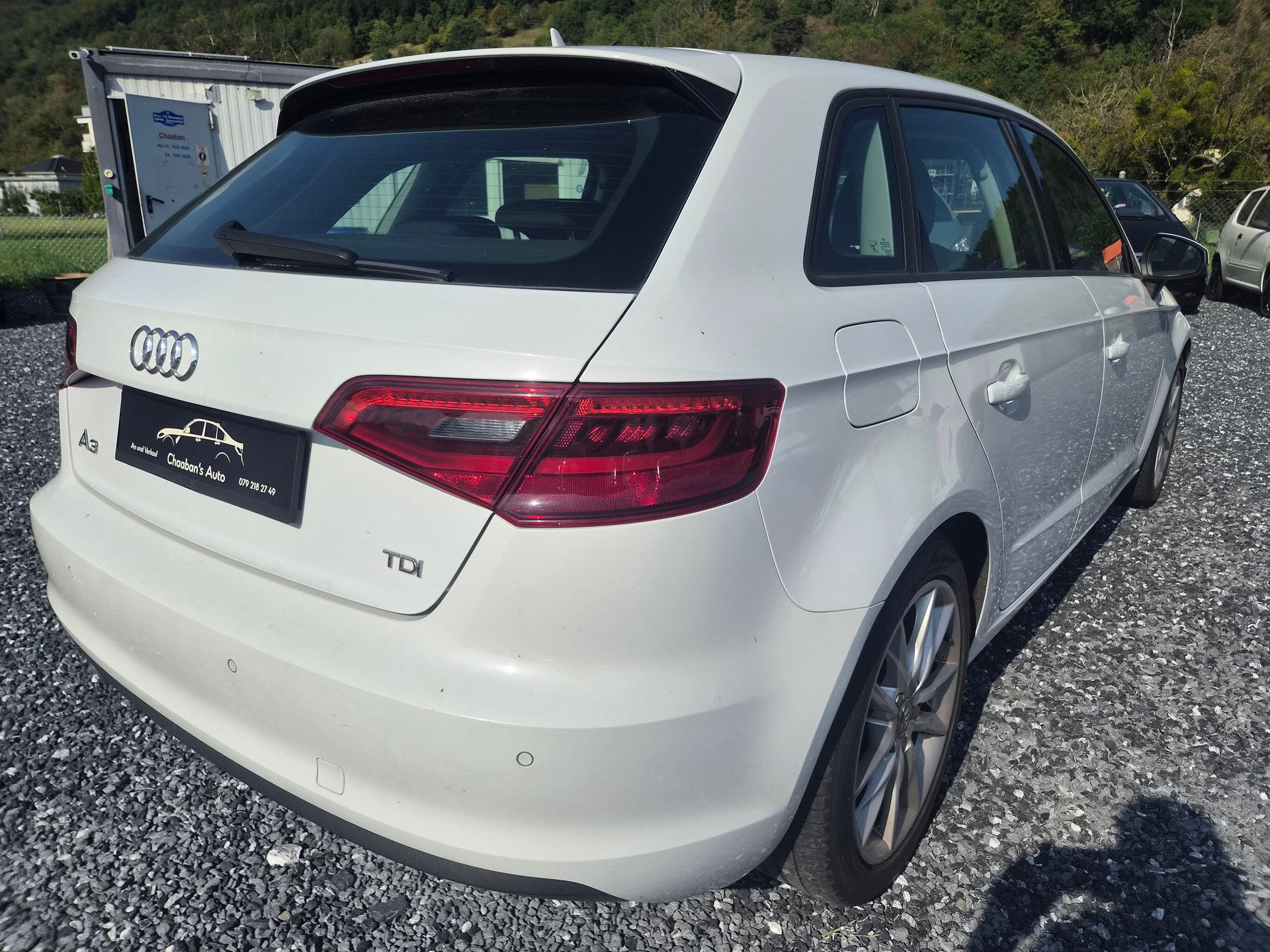 AUDI A3 Sportback 2.0 TDI Attraction S-tronic-image-7