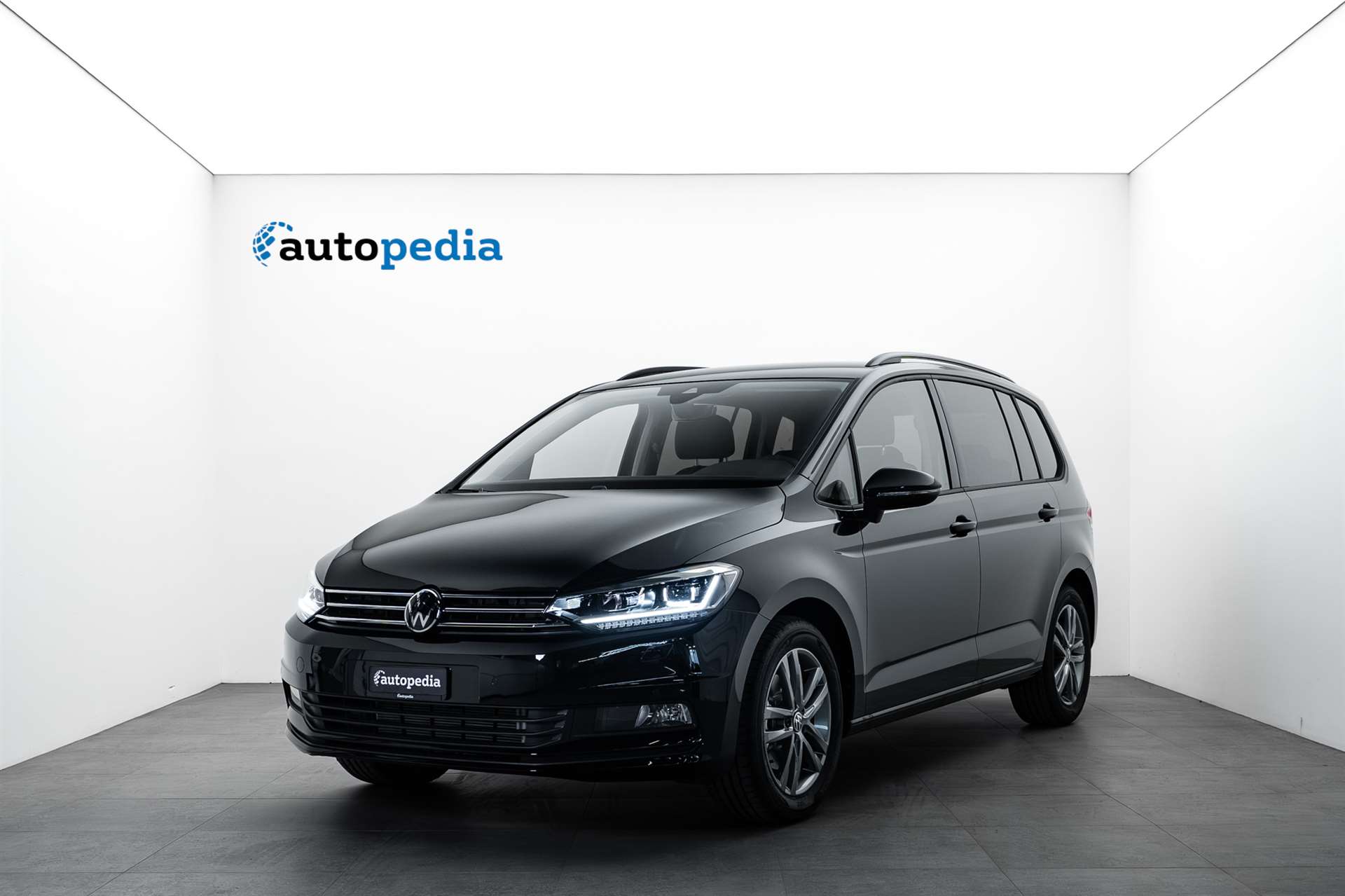VW VW Touran 1.5 TSi DSG-Automat 7-Plätzer-image-0