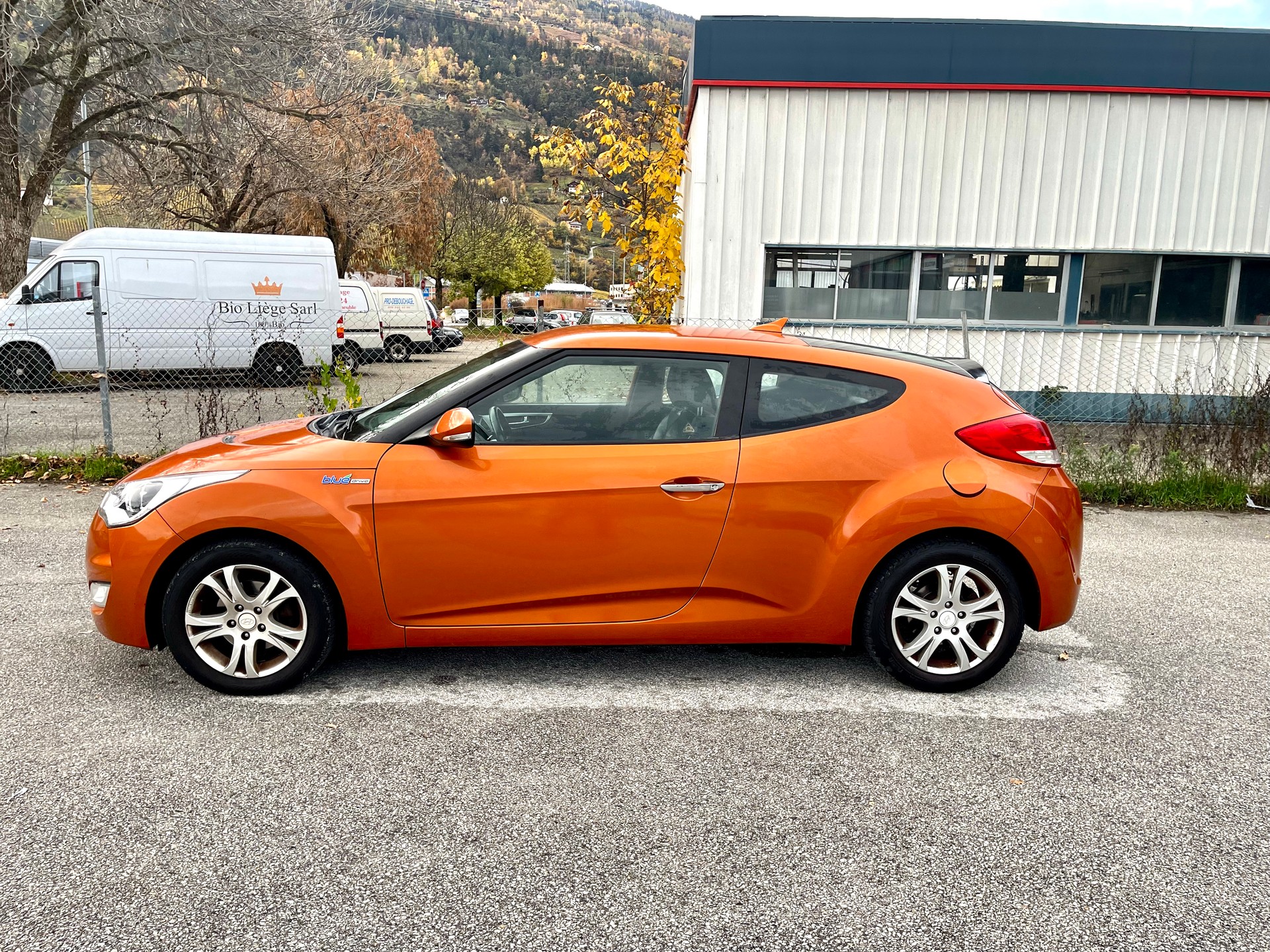 HYUNDAI Veloster 1.6 GDI-image-2