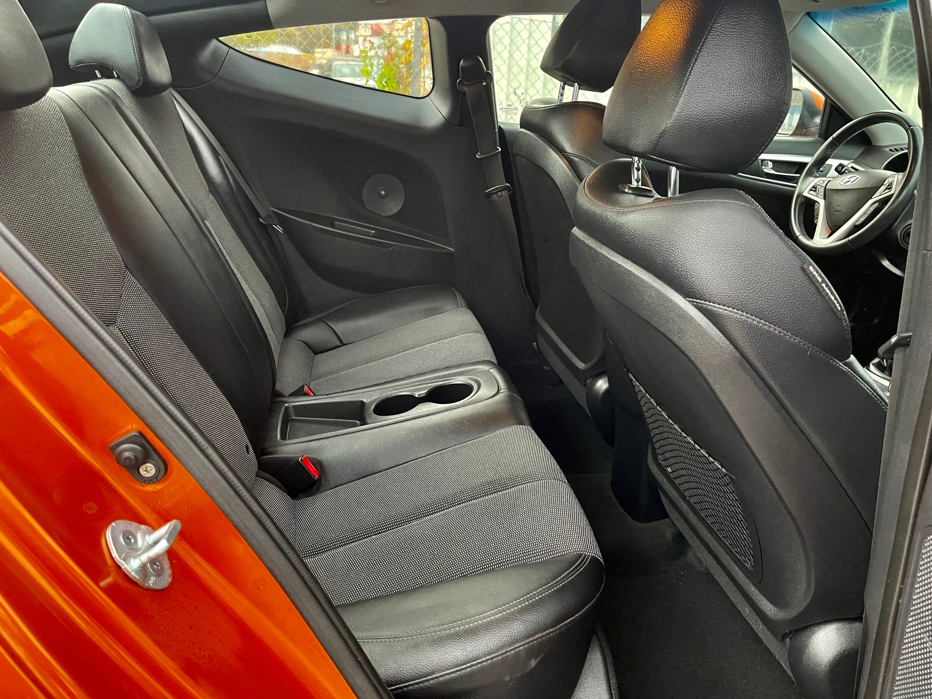 HYUNDAI Veloster 1.6 GDI-image-11