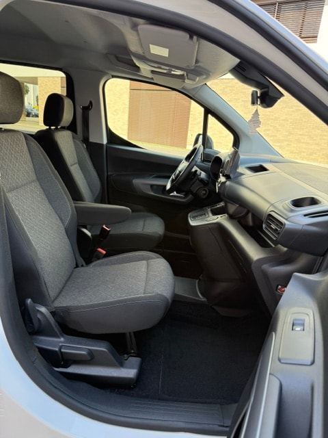OPEL Combo XL 1.5 GS Automat-image-7
