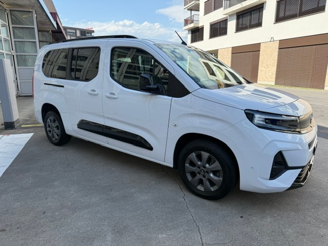 OPEL Combo XL 1.5 GS Automat-image-13