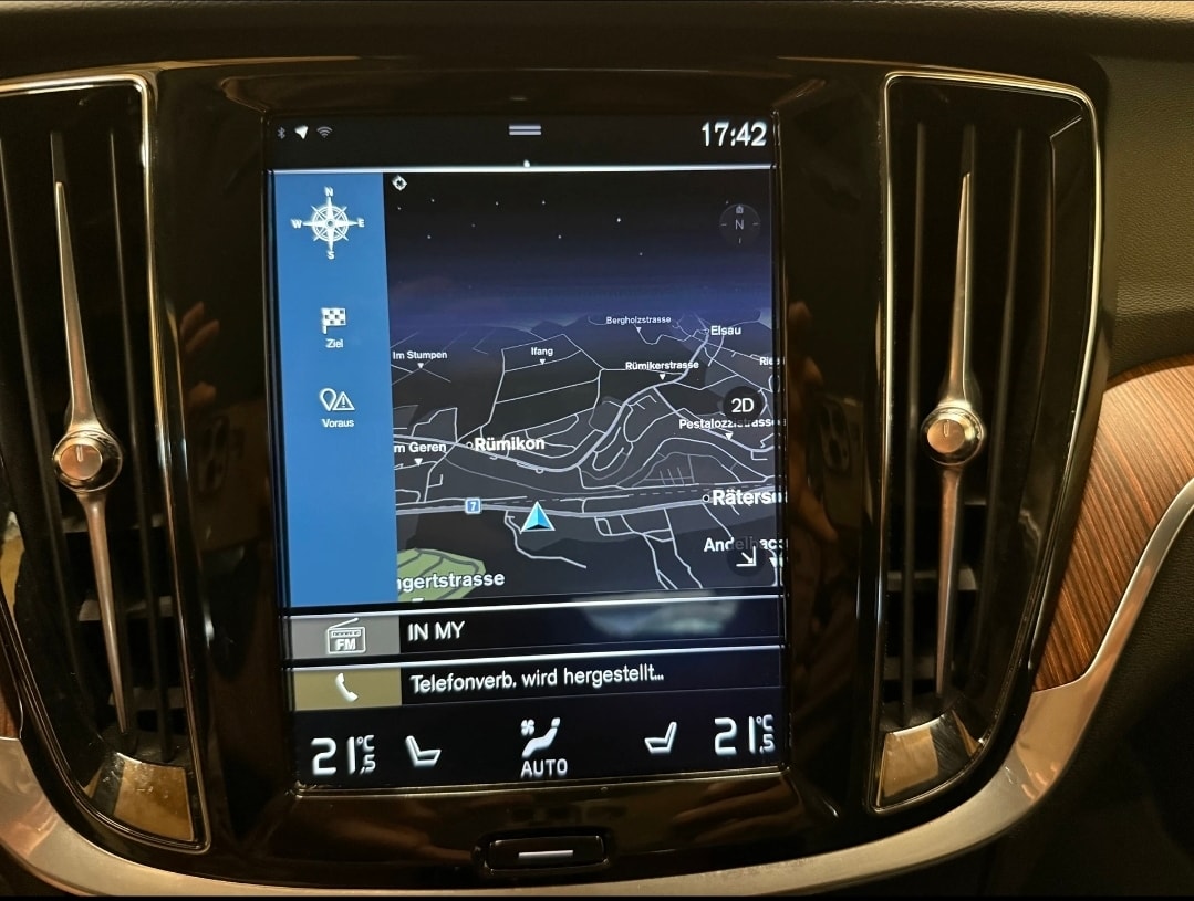 VOLVO V60 Cross Country D4 AWD Geartronic-image-12
