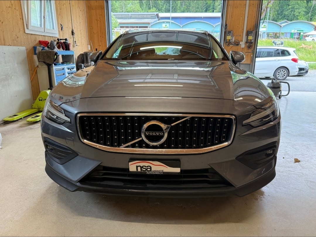 VOLVO V60 Cross Country D4 AWD Geartronic-image-1