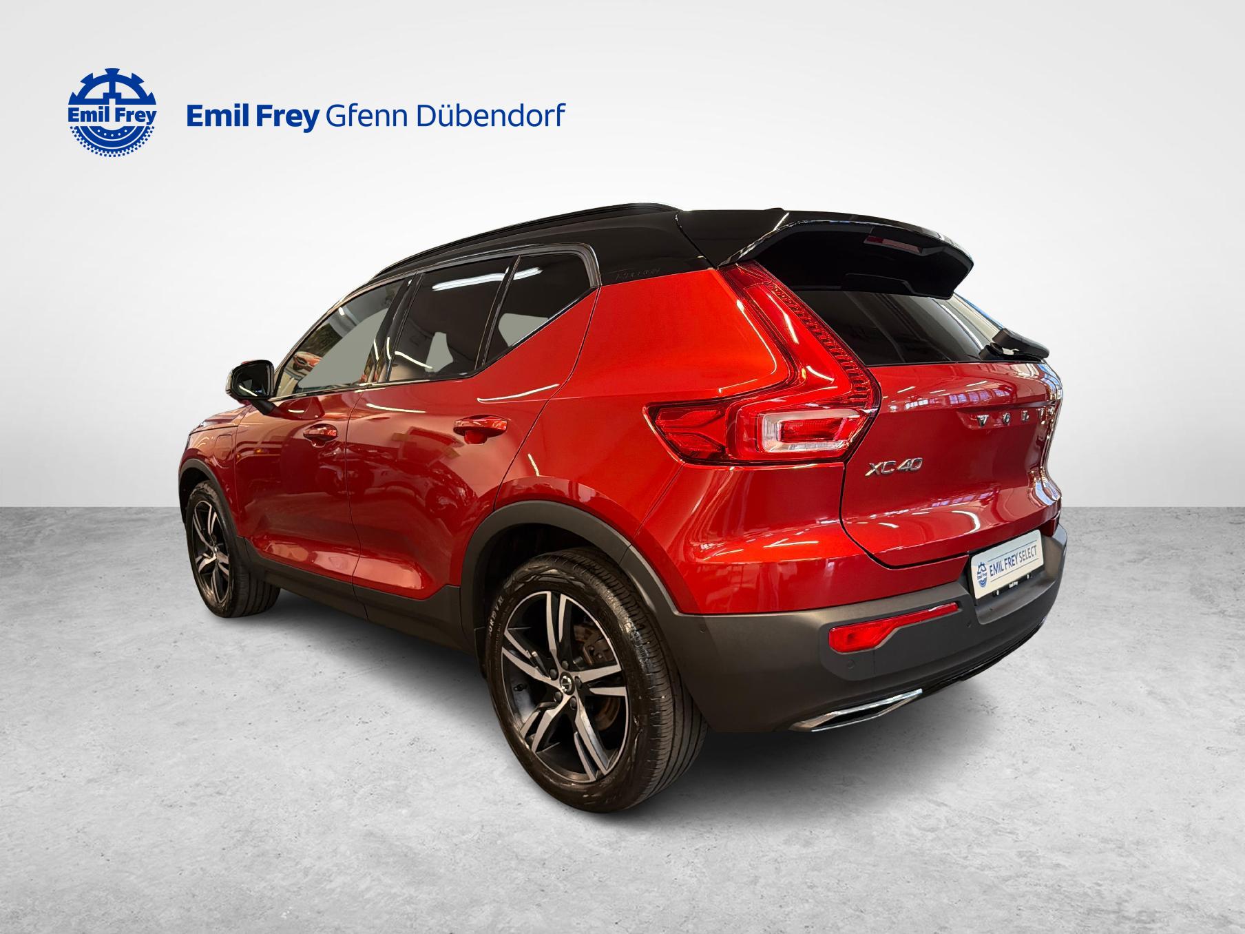VOLVO XC40 1.5 T5 TE R-Design-image-2