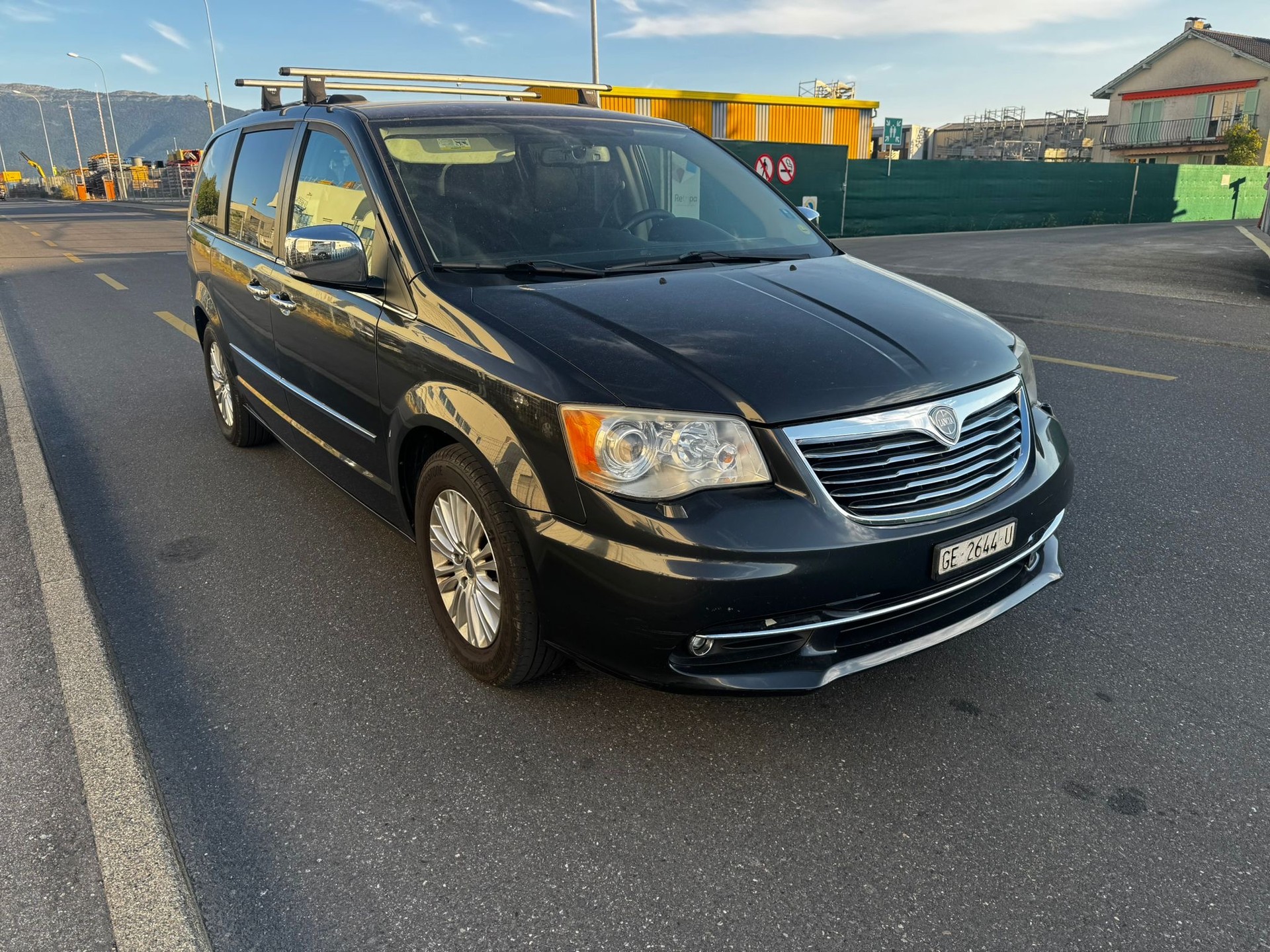 LANCIA Voyager 2.8D Platinum Automatic-image-6