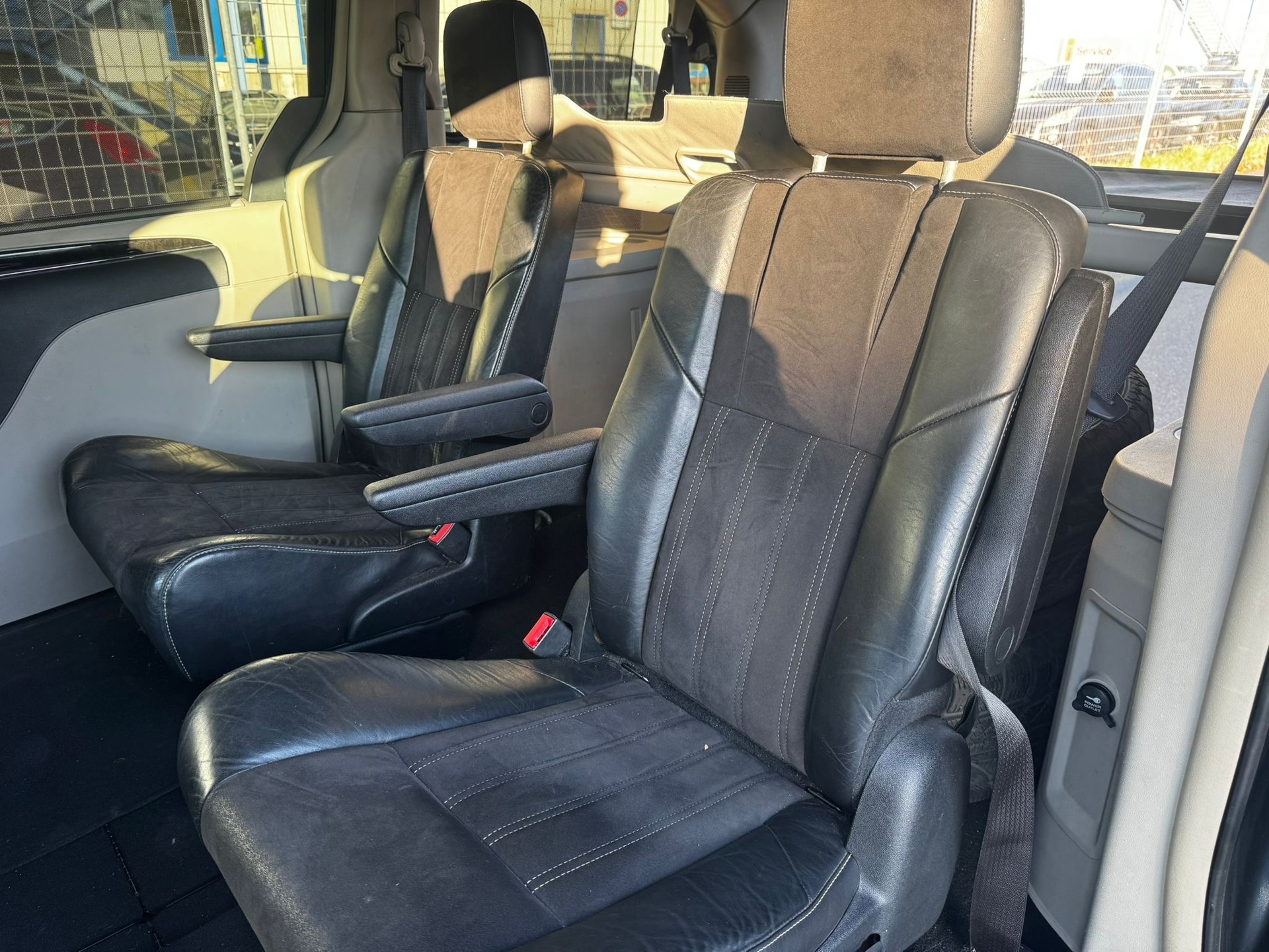 LANCIA Voyager 2.8D Platinum Automatic-image-11