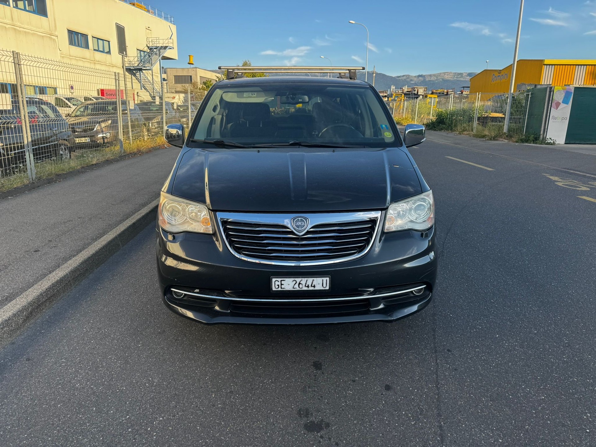 LANCIA Voyager 2.8D Platinum Automatic-image-0