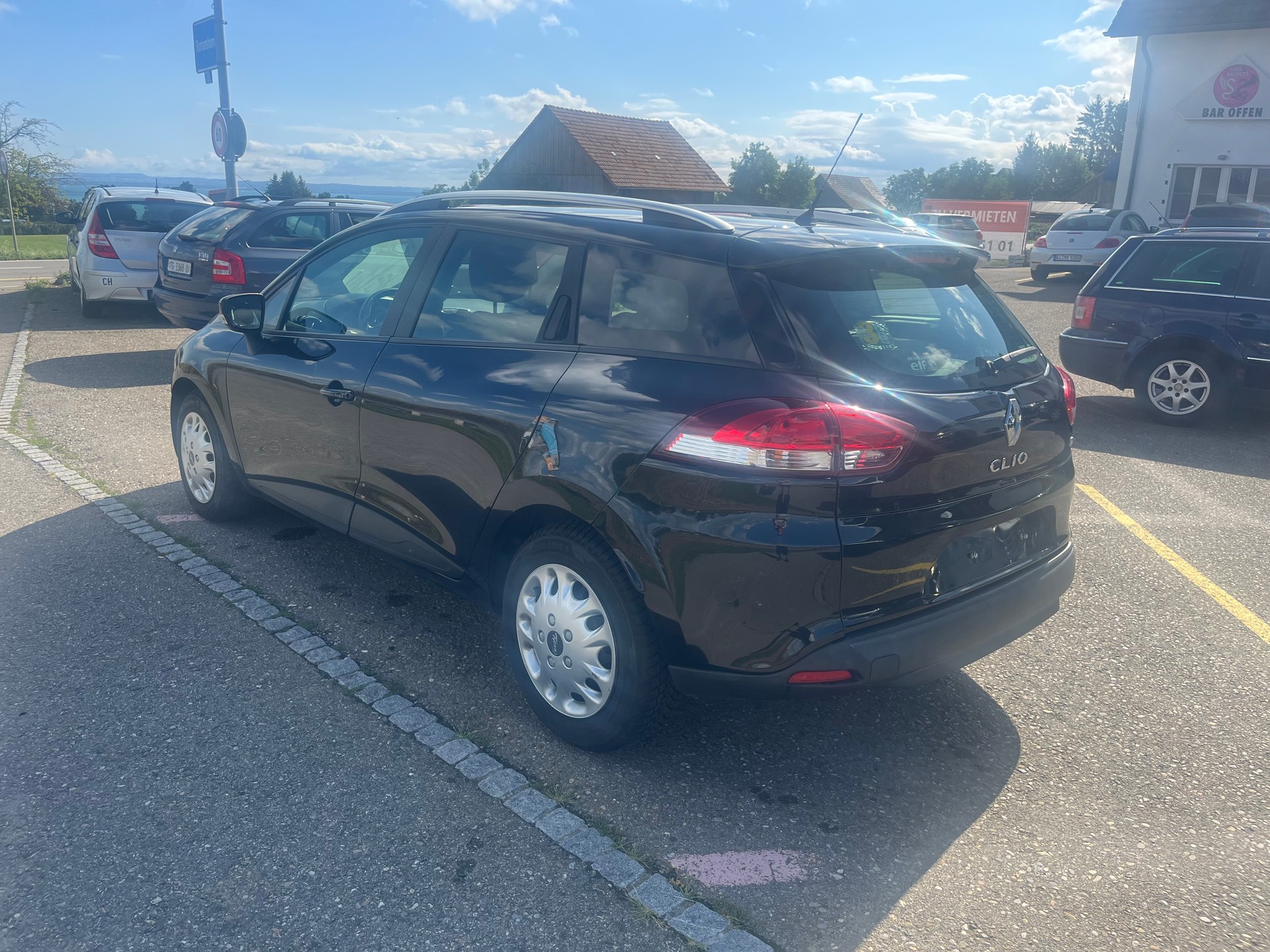 RENAULT Clio Grandtour 0.9 12V Swiss Edition-image-3